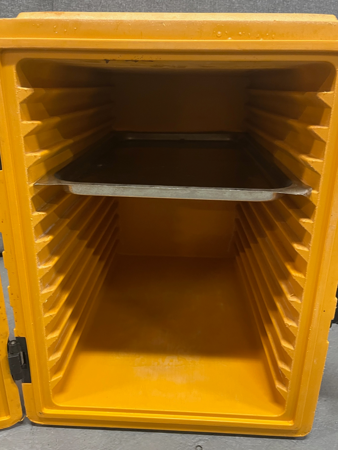SELT / SOLD Rieberwerke hitakassi, D61 x B43& x H55 sm. 2