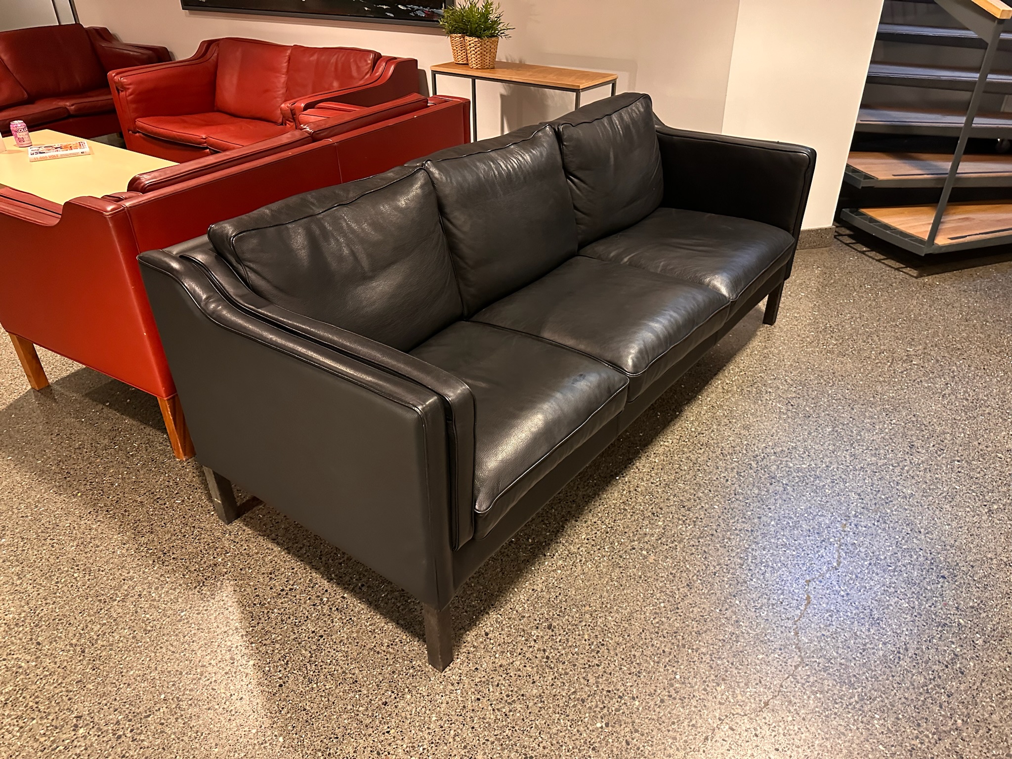 SELT / SOLD Vandaður leðursófi - 3gja sæta 3