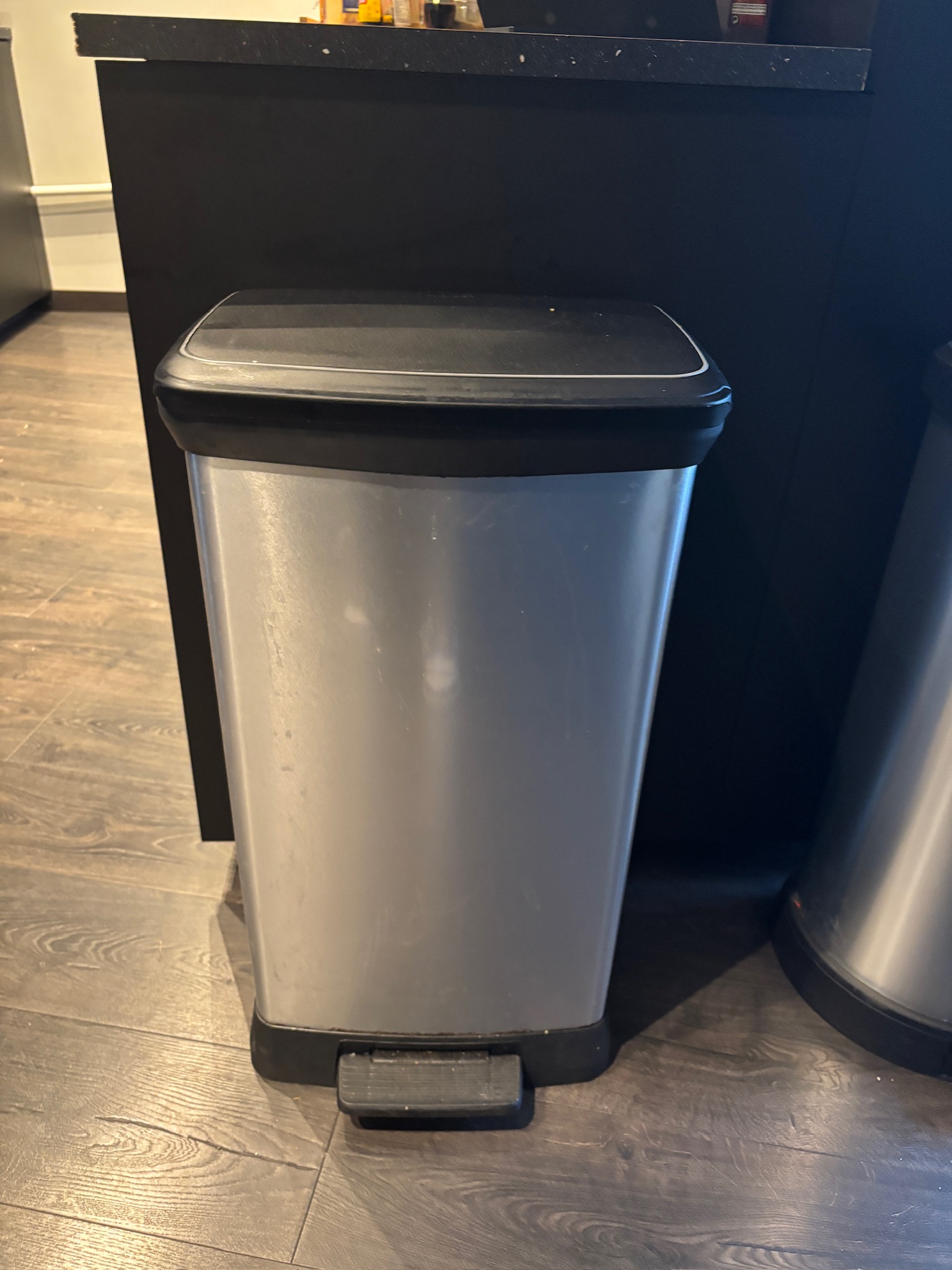 SELT / SOLD Curver fata 4