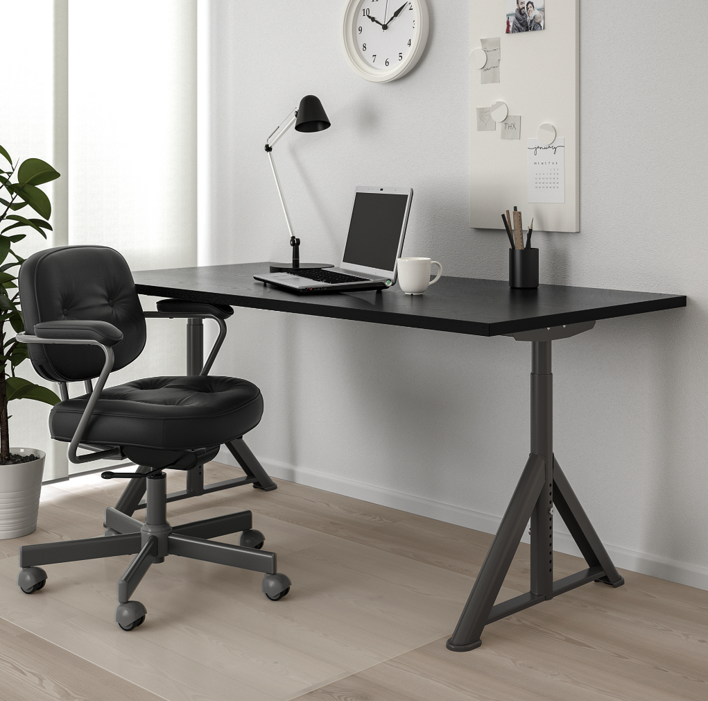 SELT / SOLD IKEA skrifborð, B160 x D60 sm. 2