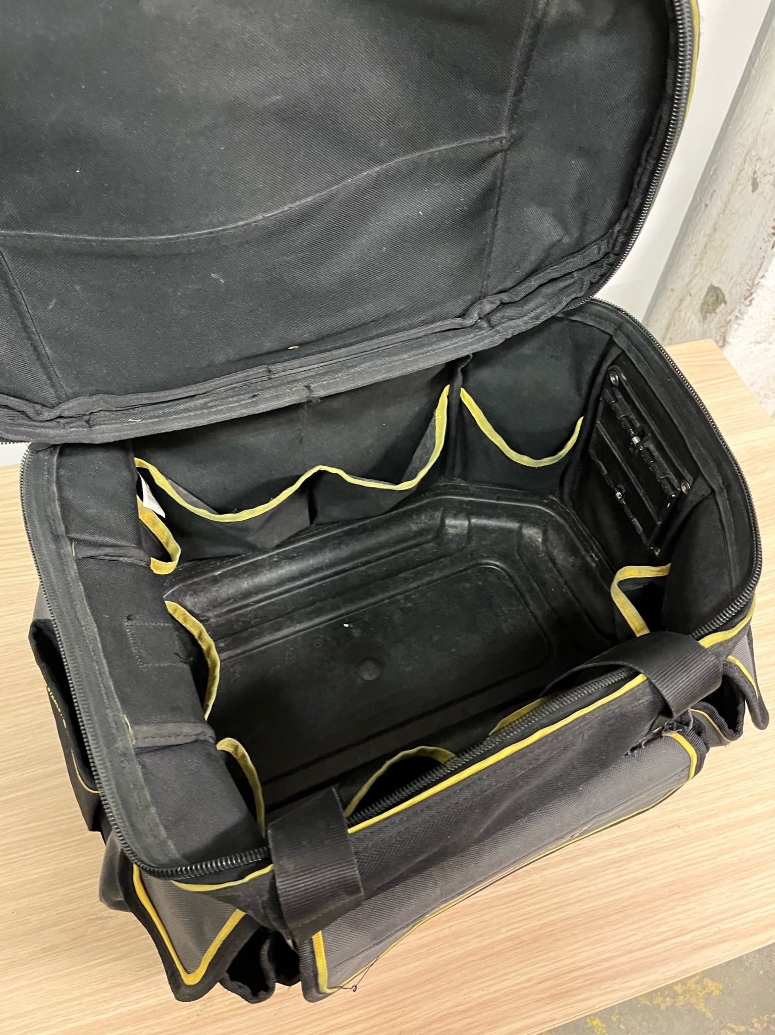SELT / SOLD Stanley FatMax Xtrem verkfærataska 3