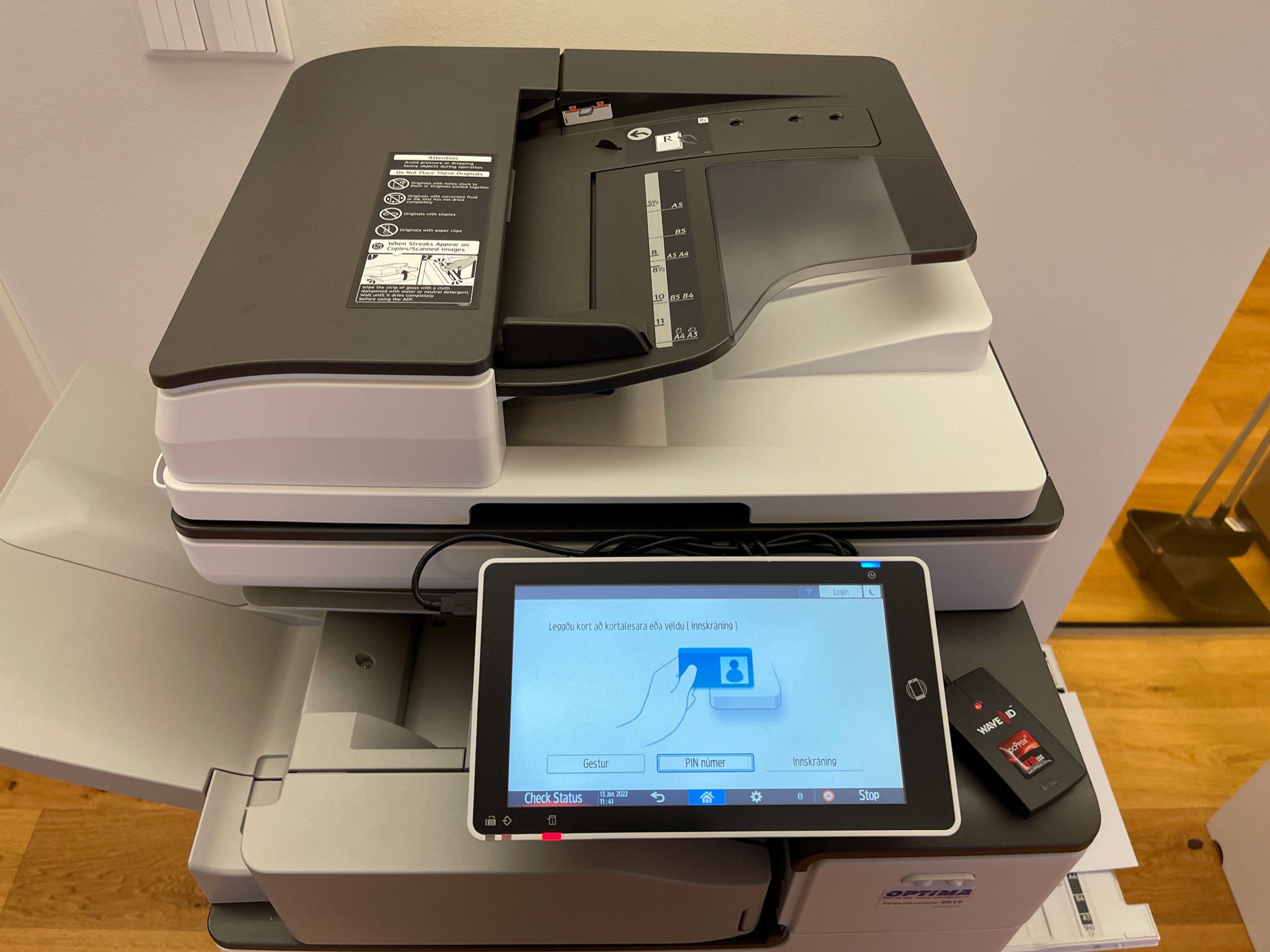 Selt/Endurnýtt-Nýlegur Ricoh IM C3500 A3 fjölnotatæki - Litur - m.Wave ID kerfi 3