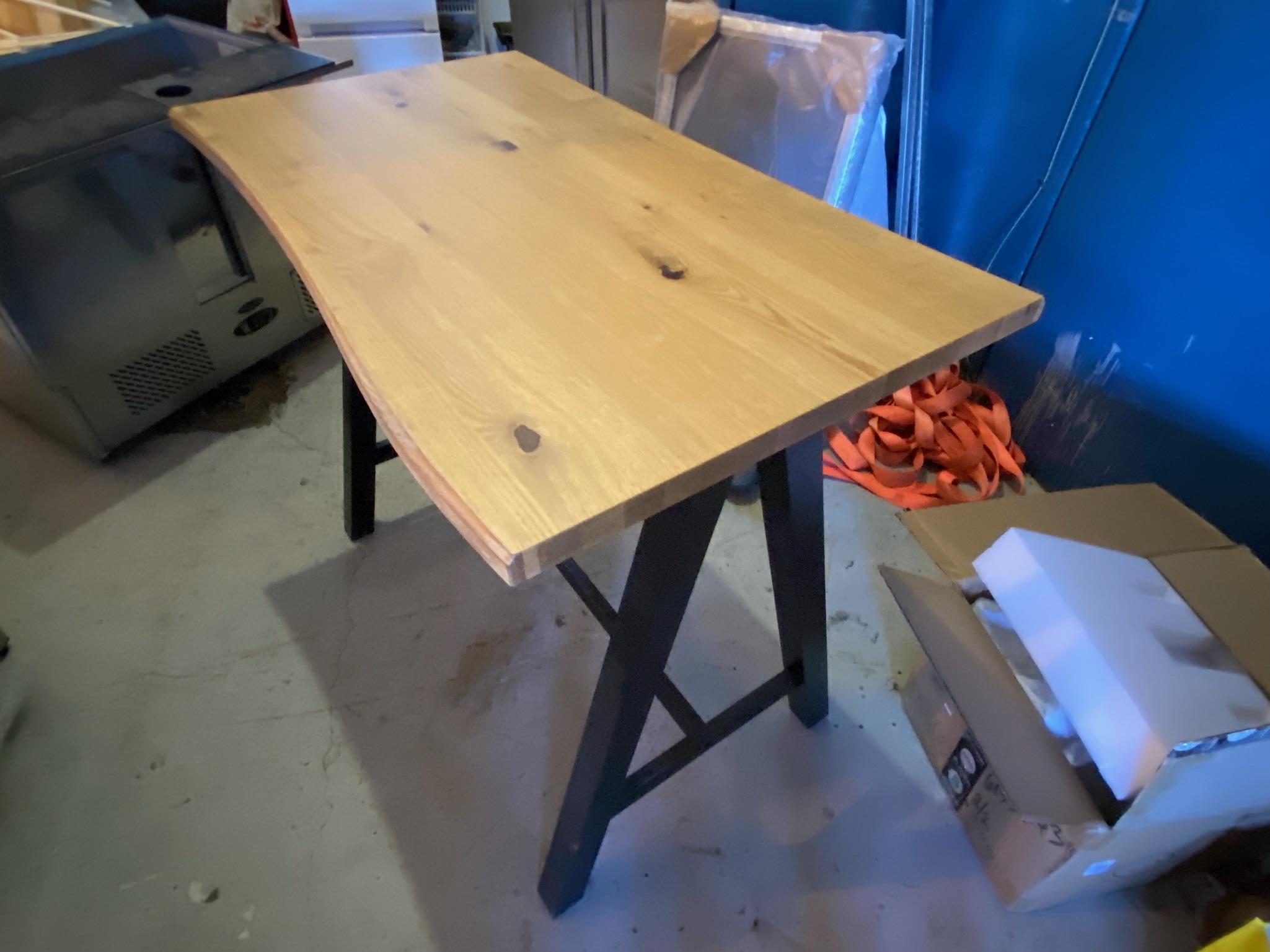 SELT / SOLD Háborð frá Rúmfatalagernum