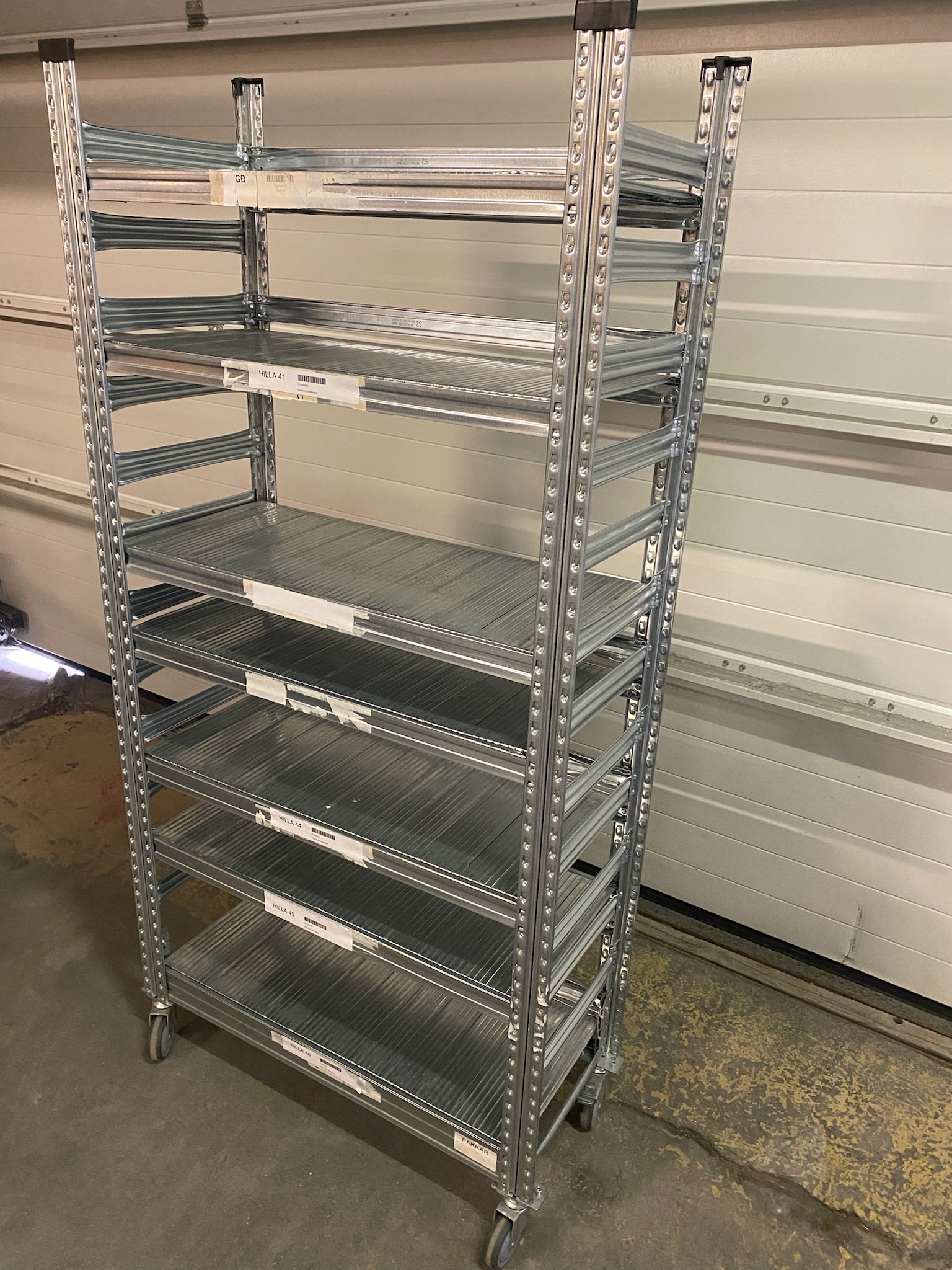 SELT / SOLD Ísold hillurekkar á hjólum - Super 1/2/3 frá Ísold 5