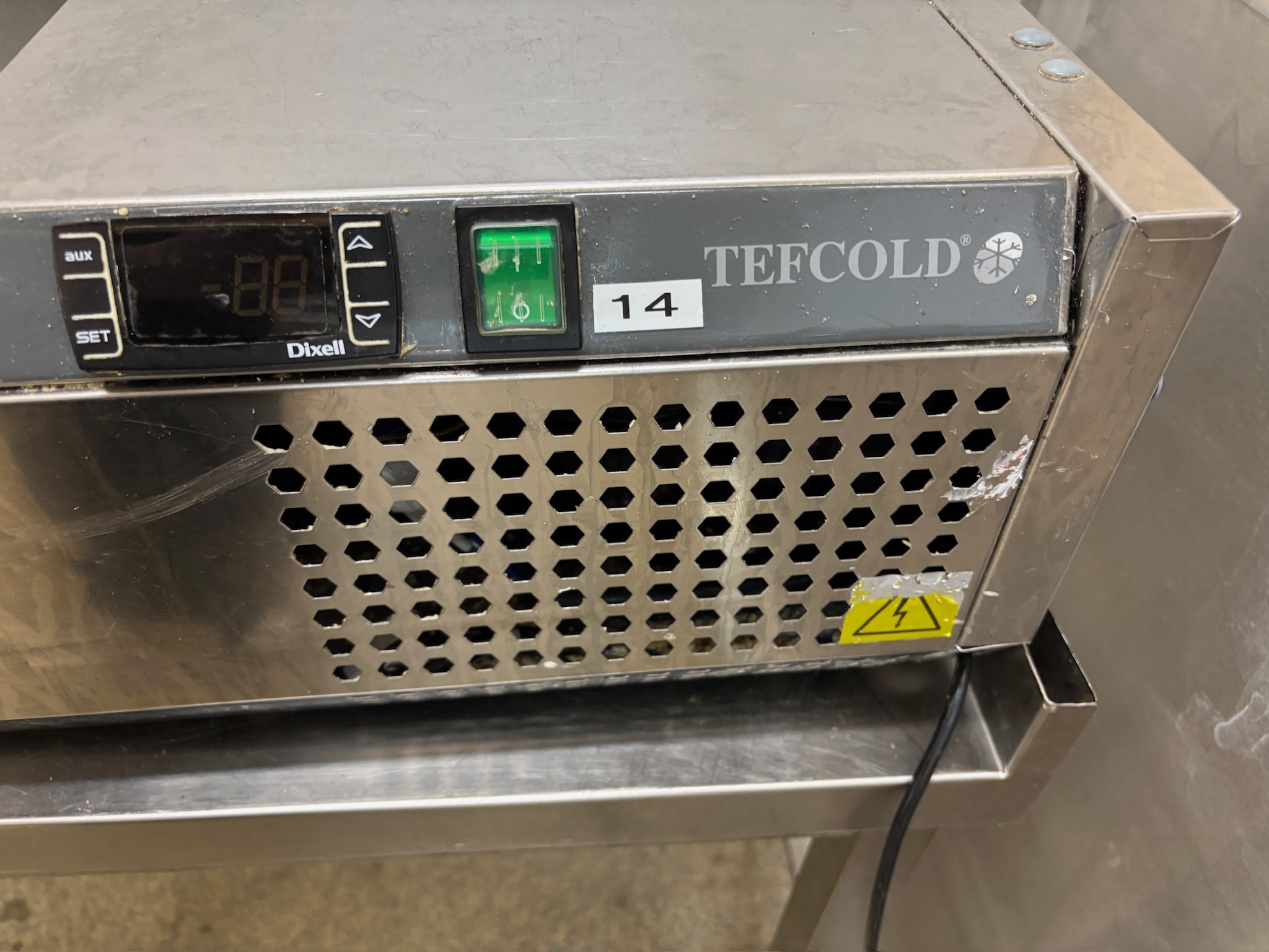 SELT / SOLD Tefcold kælirenna frá Verslunartækni B160 x D40 4