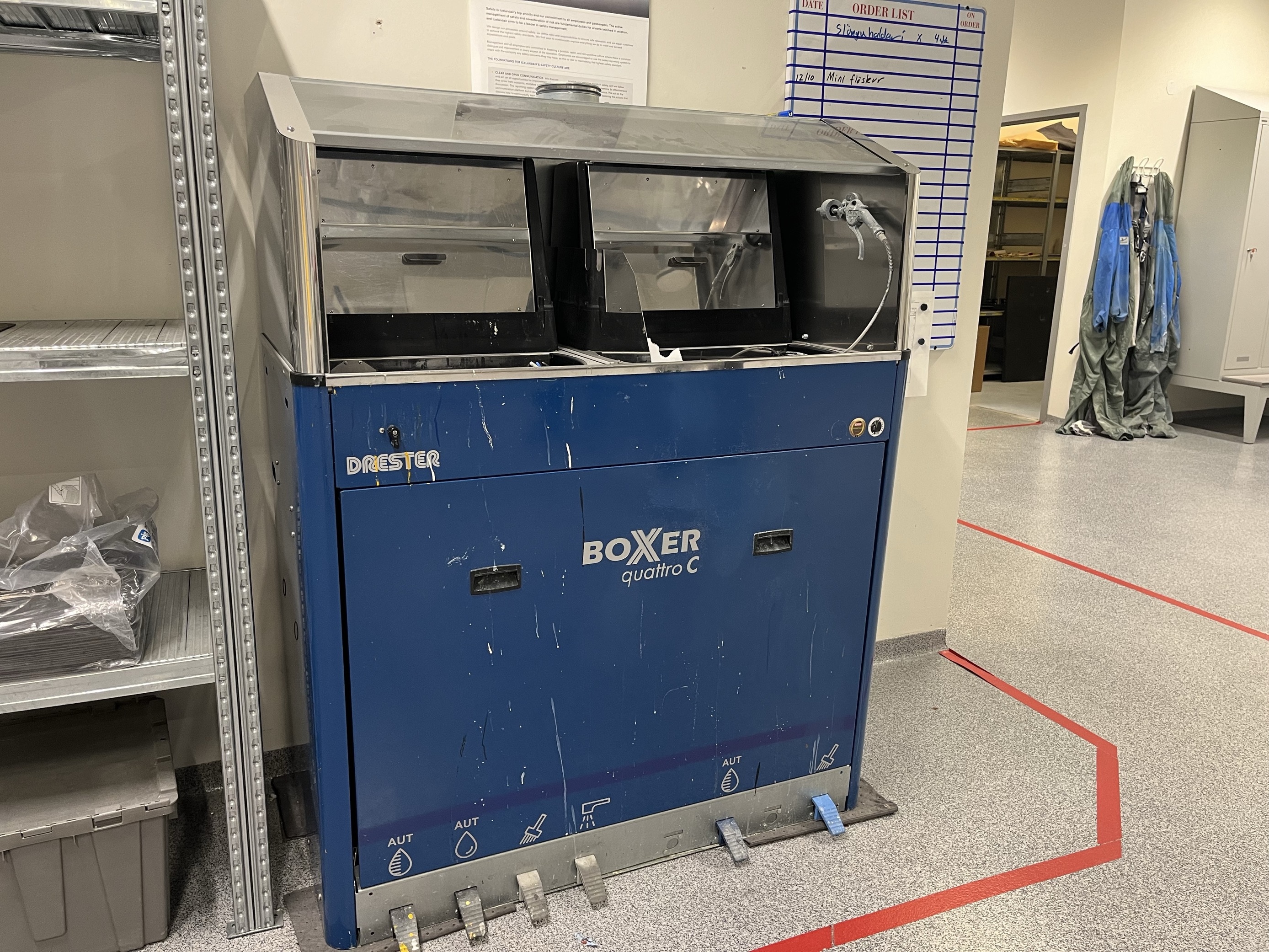 SELT / SOLD - Drester sprautukönnuþvottavél - Boxer Quattro Combo DB44C