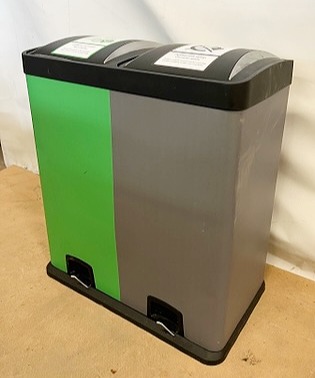 SELT / SOLD Flokkunartunna 2 x 30ltr