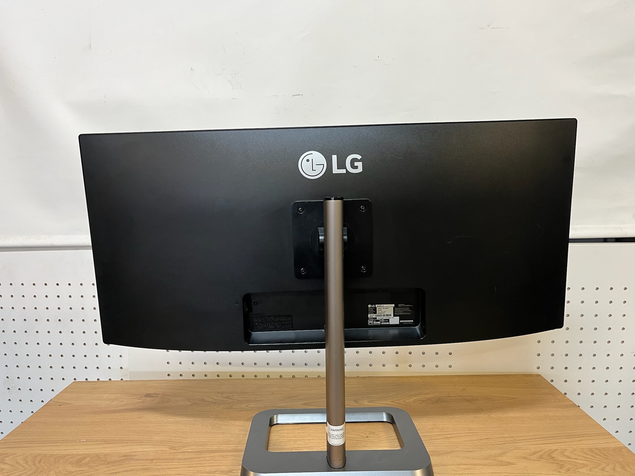 SELT / SOLD LG bogadreginn tölvuskjár, 34'', 3440x1440p 4