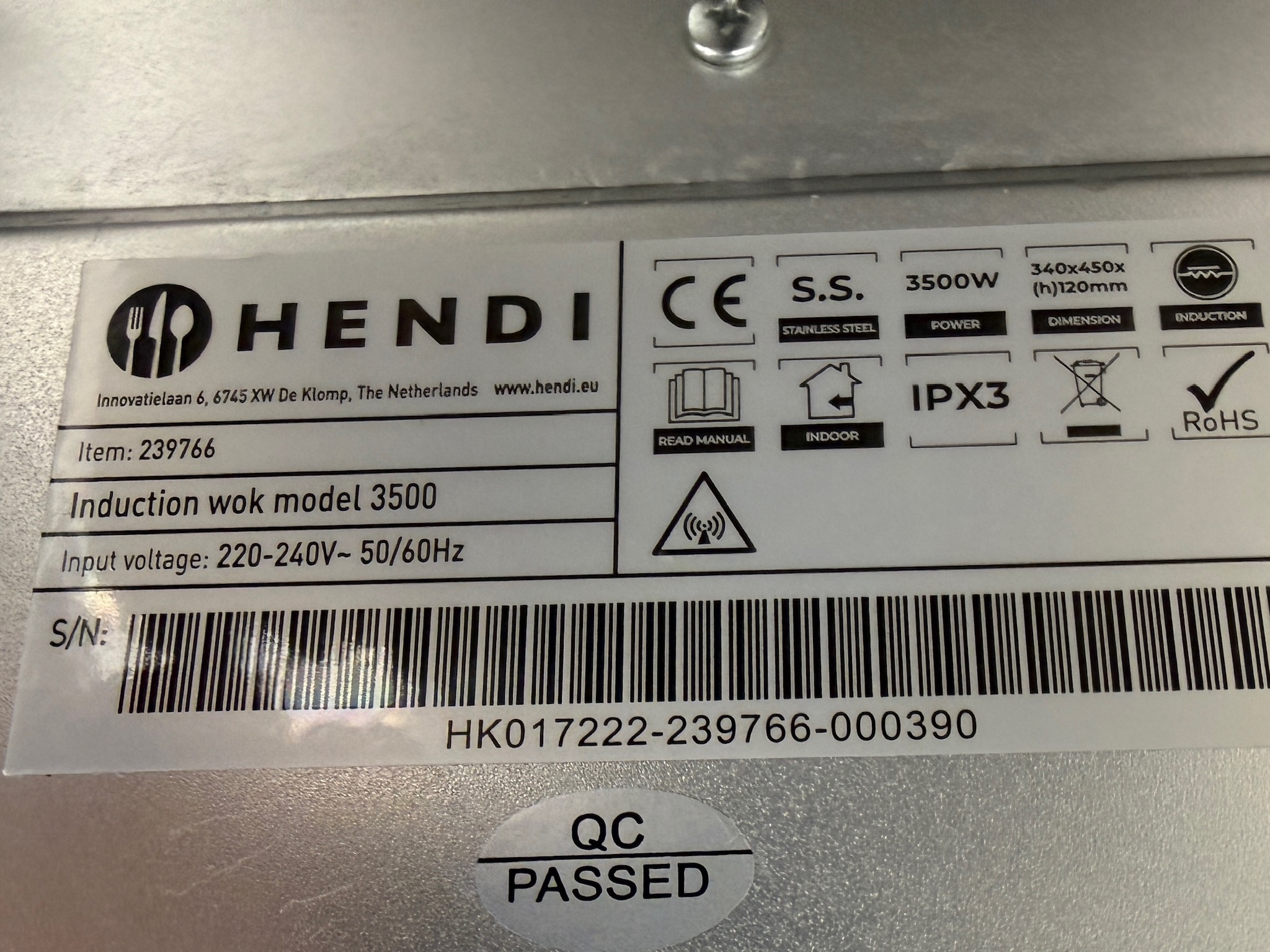 SELT / SOLD Hendi wok spanhella frá BVT 5