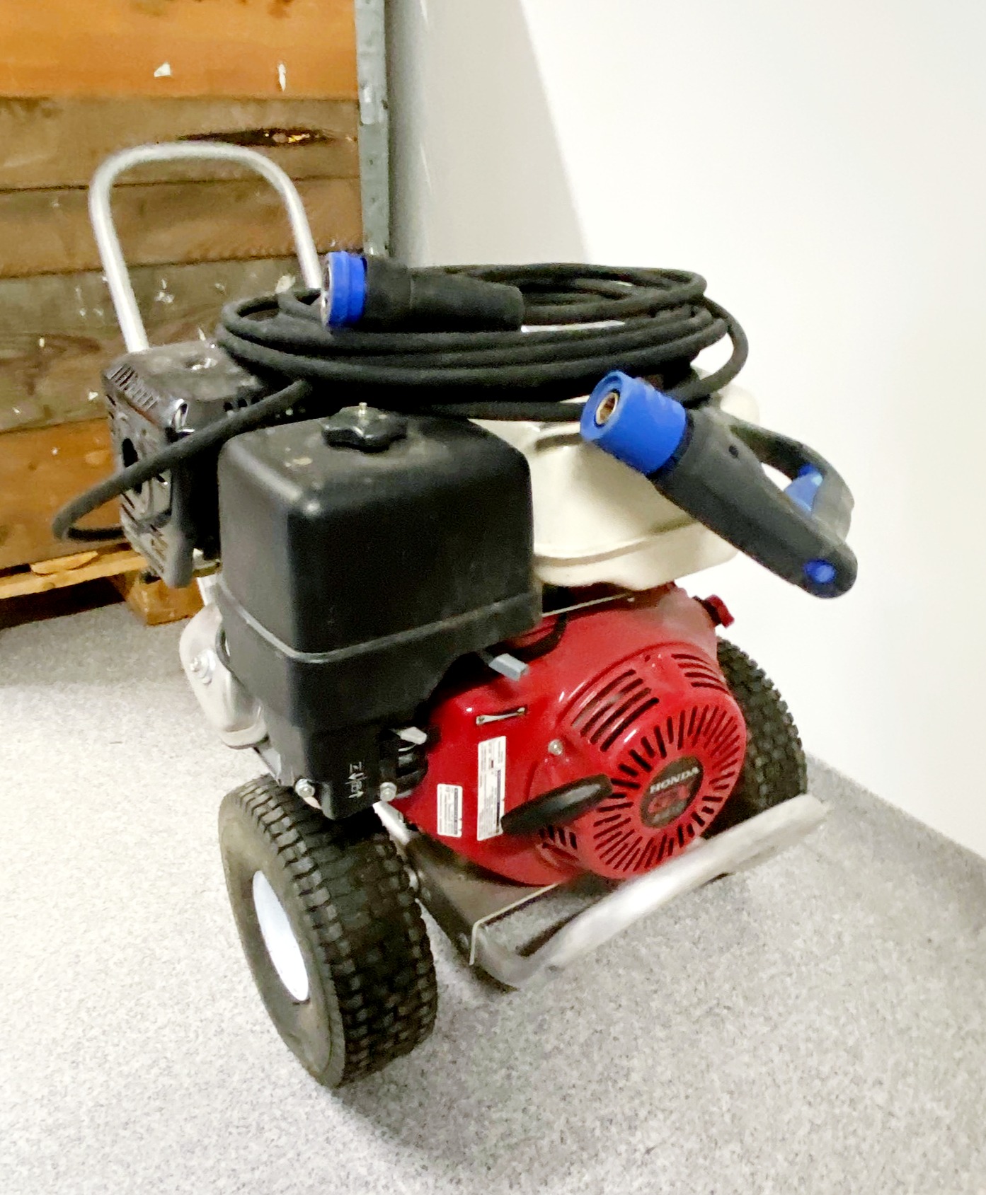SELT / SOLD - Honda mótor - háþrýstidæla