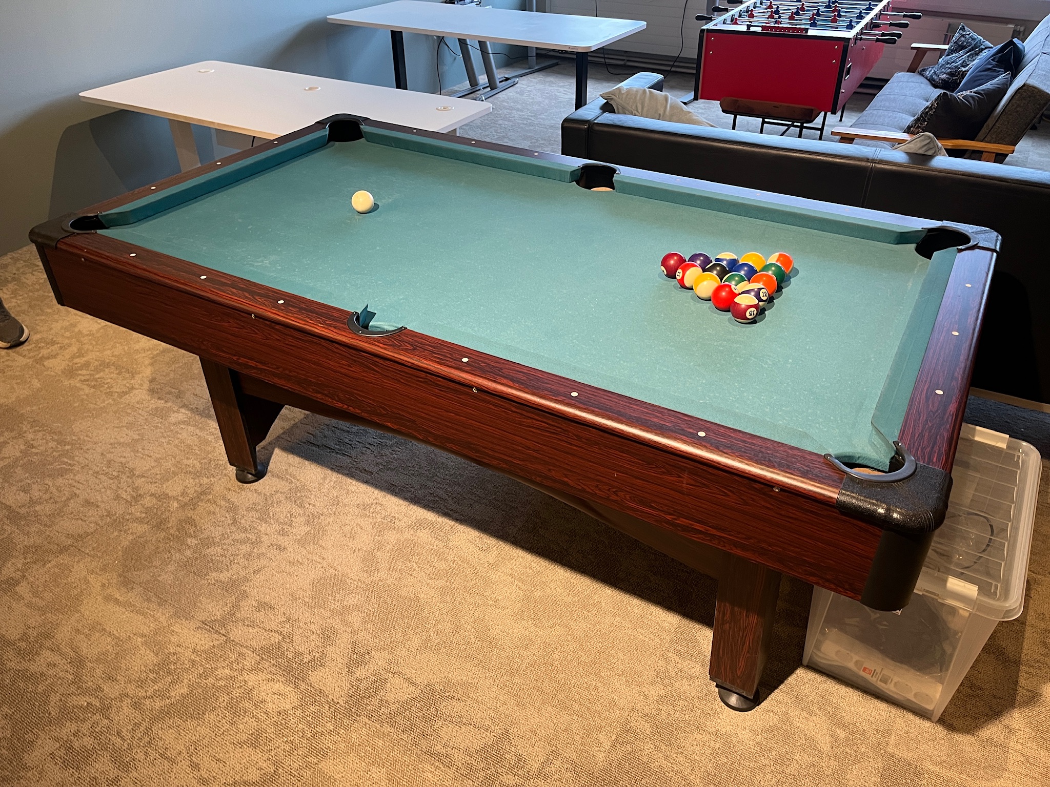 SELT / SOLD Flott Buffalo poolborð ásamt kjuðum 2