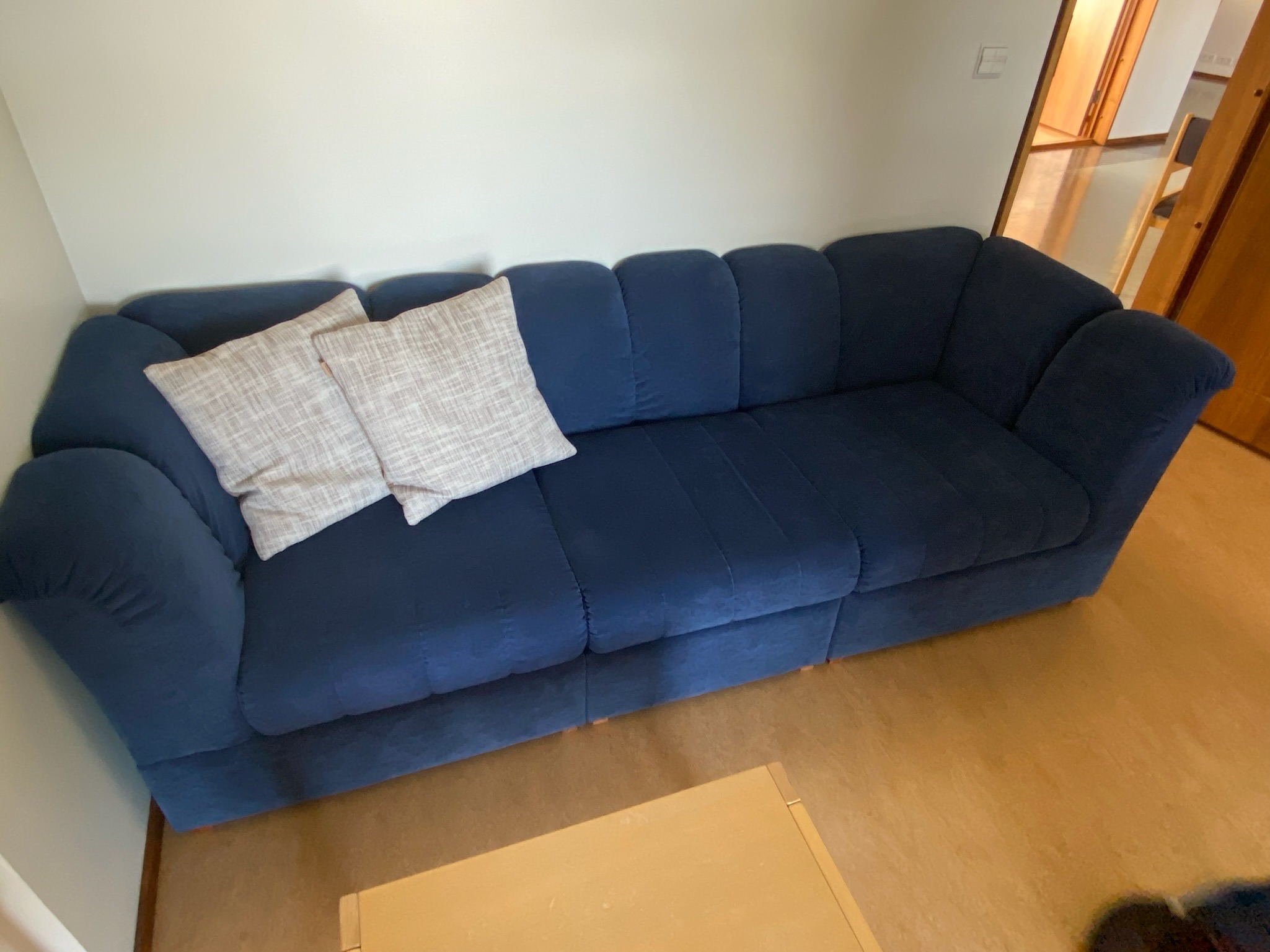 SELT / SOLD - Velvet sófi blár 3ja manna (1 stk.) 12
