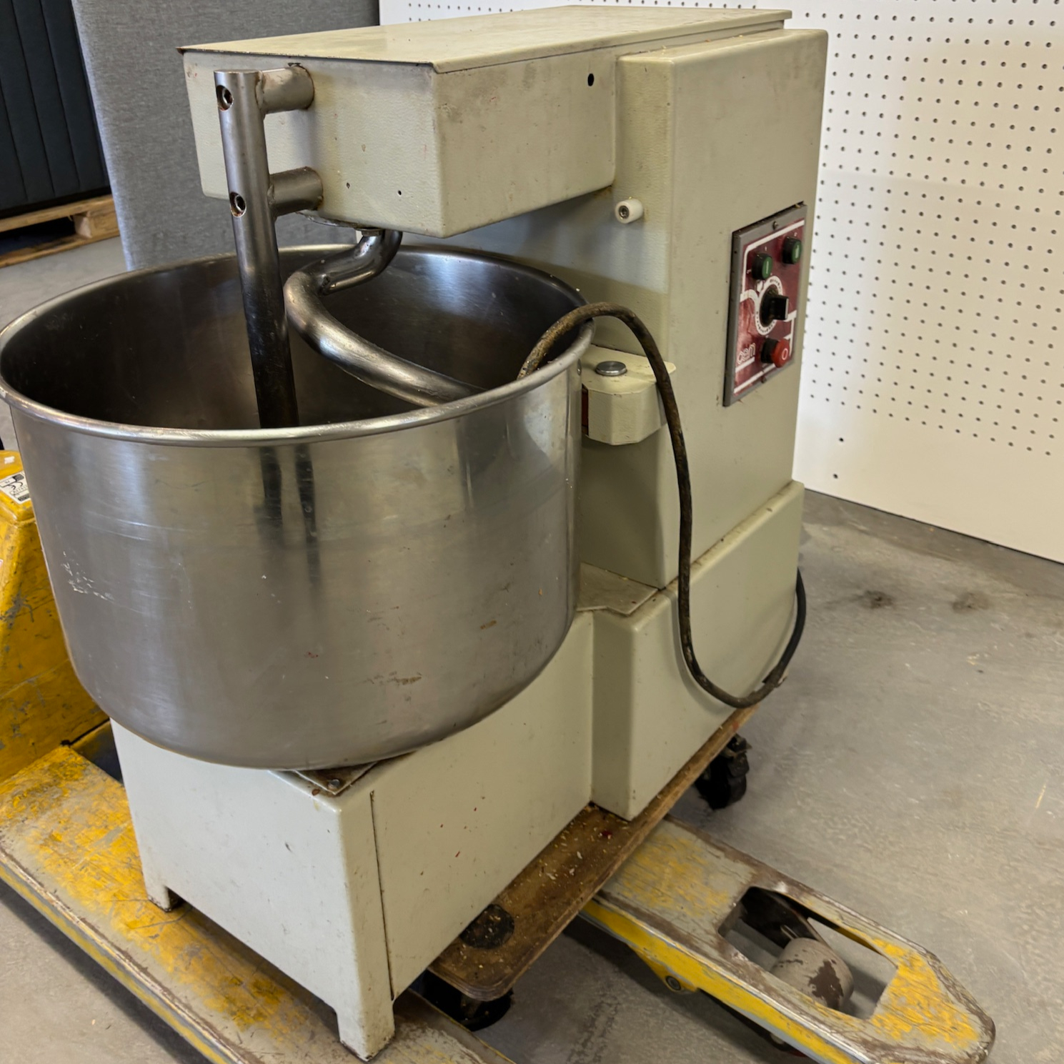 SELT / SOLD OEM hrærivél