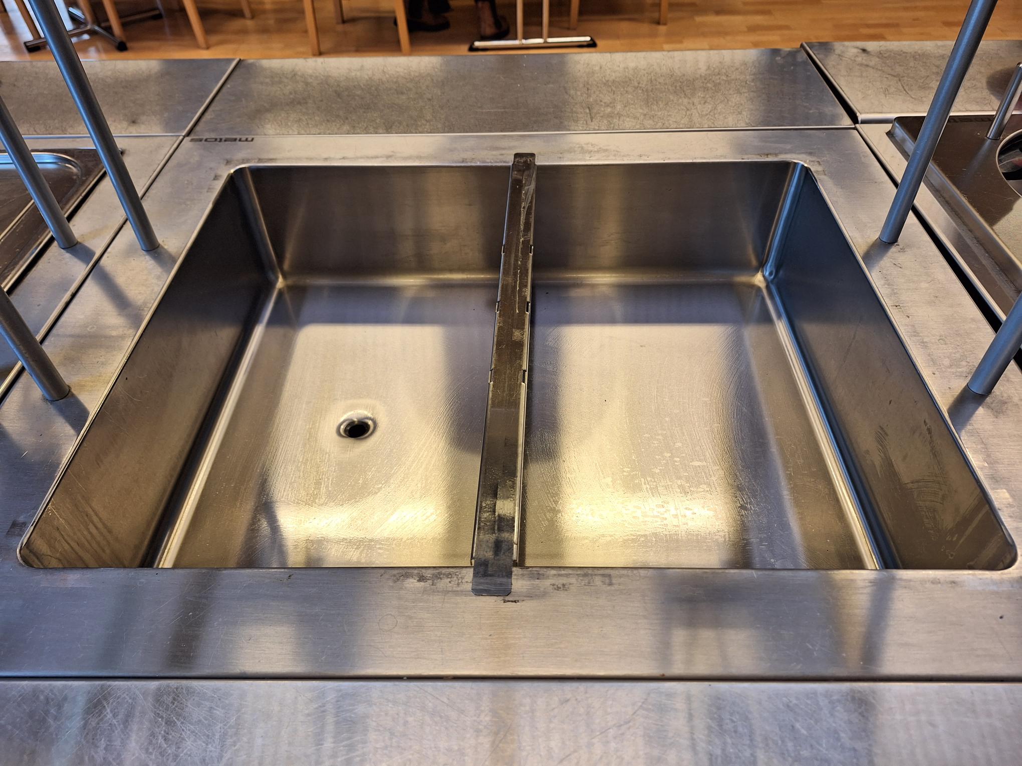SELT / SOLD Metos kæliborð (2015) 3
