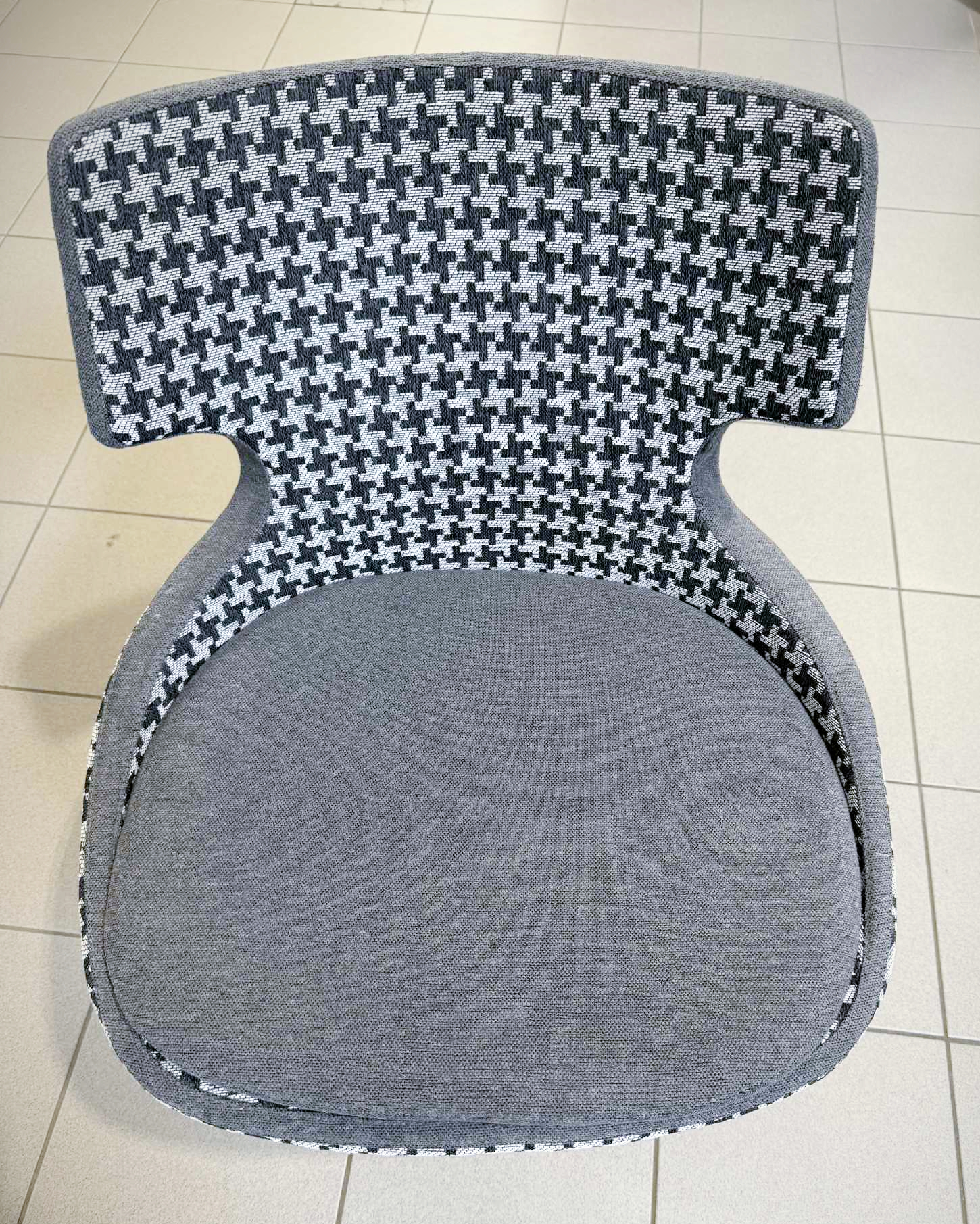 SELT / SOLD Hægindastóll 2