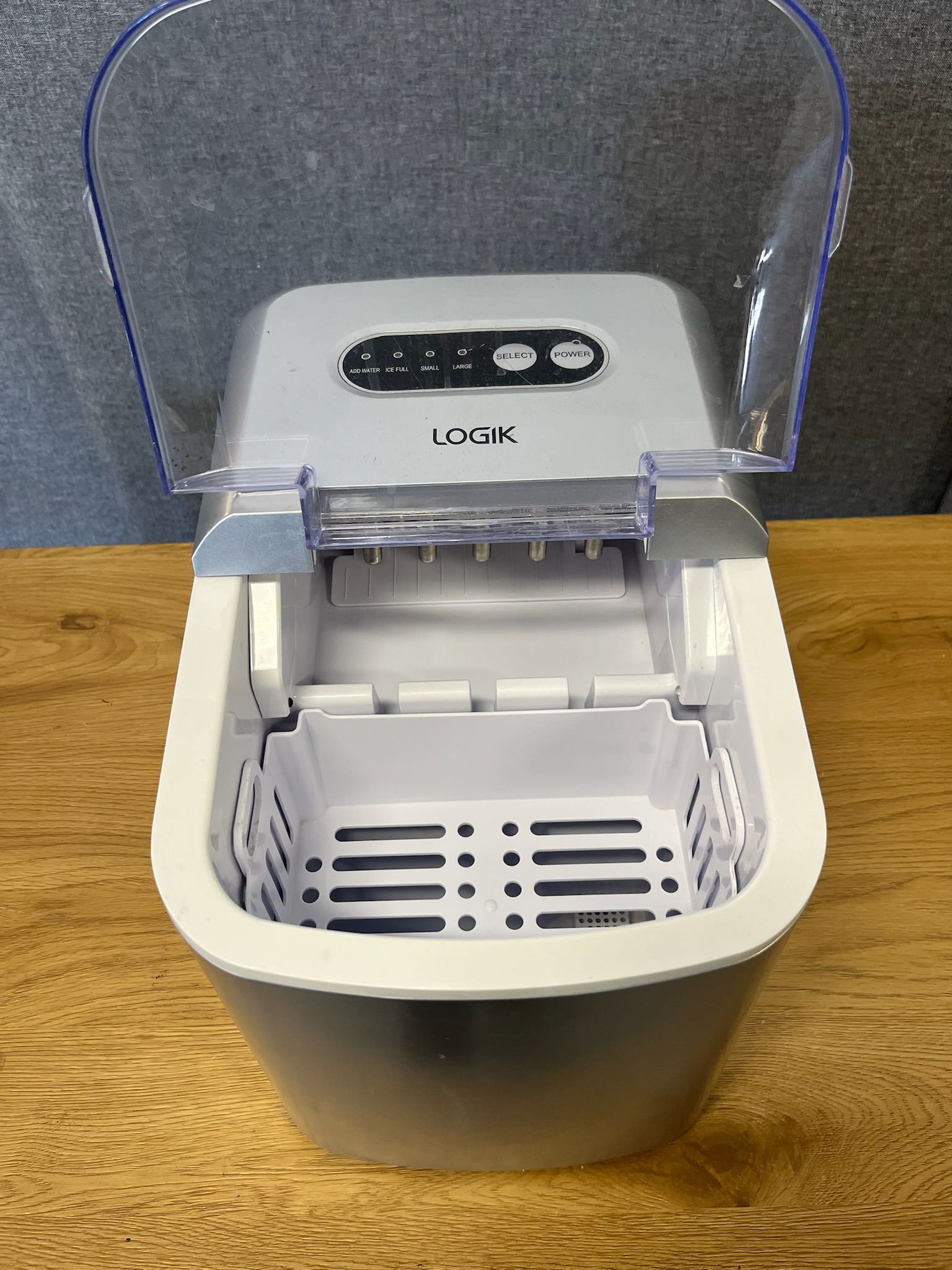 SELT / SOLD Logik klakavél frá Elko, 12kg/24hr 4