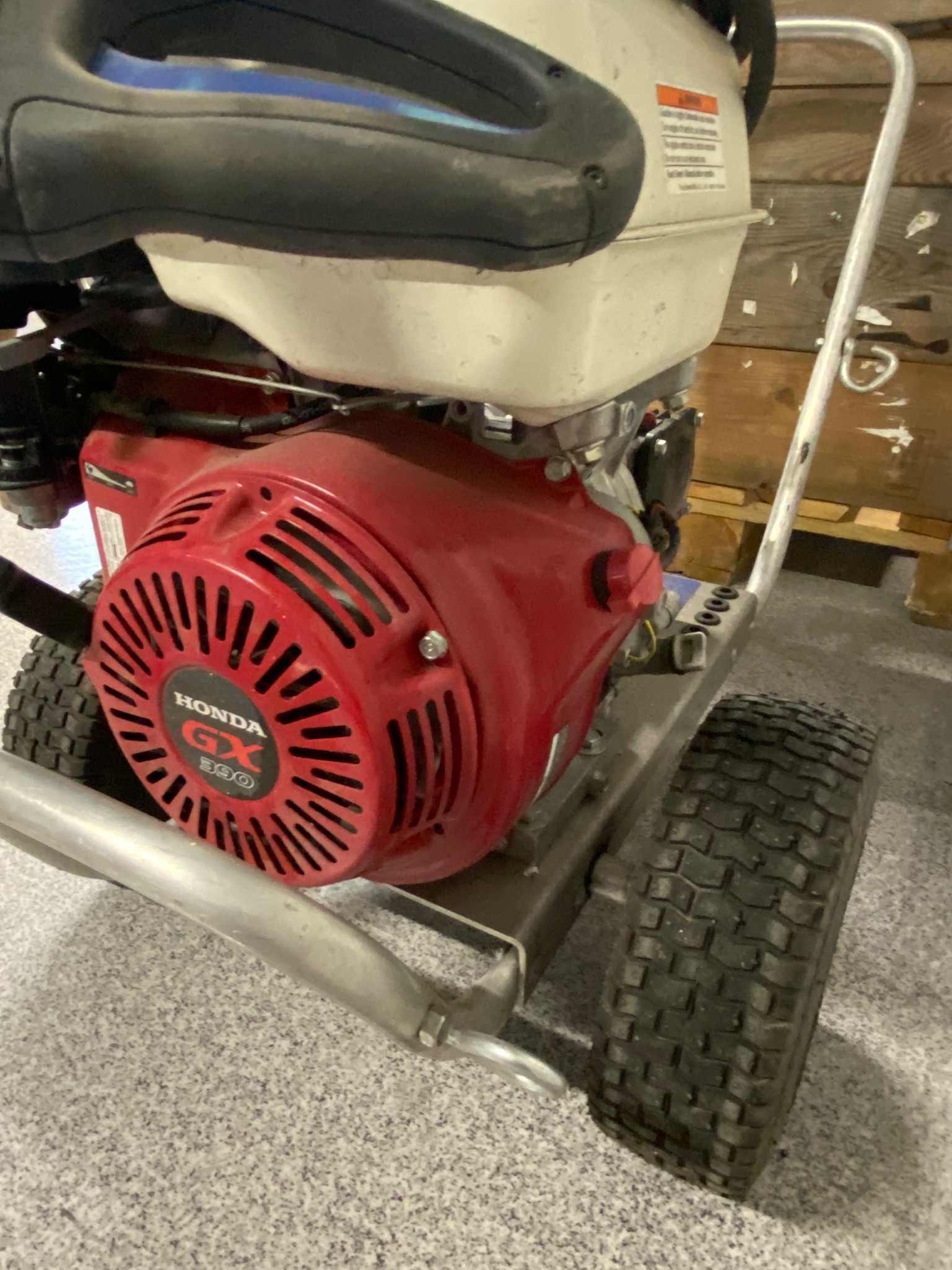 SELT / SOLD - Honda mótor - háþrýstidæla 2