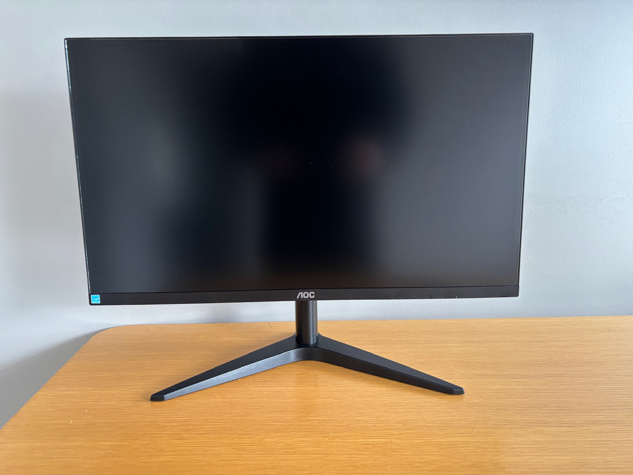 SELT / SOLD AOC tölvuskjár, 24''