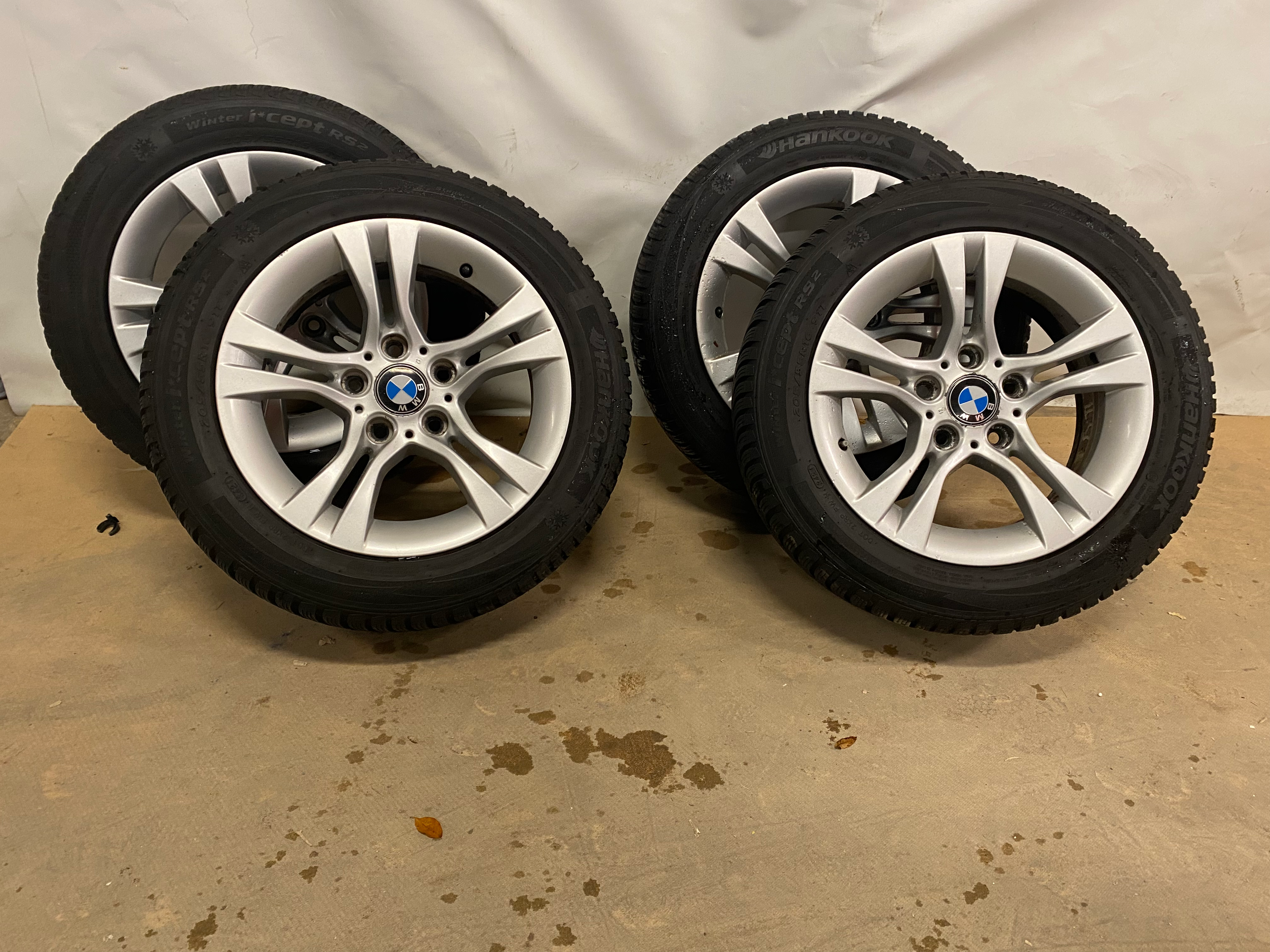 SELT / SOLD Hankook Winter icept RS2 heilsársdekk á álfelgum - 205/55 R16 91T 2