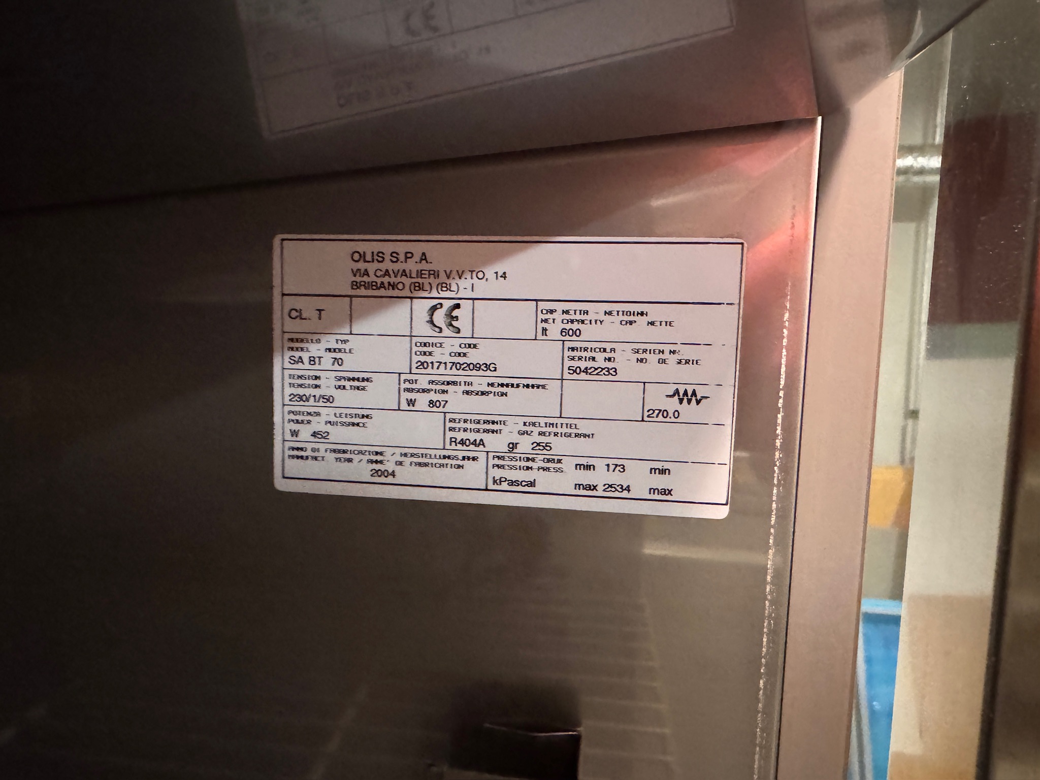 SELT / SOLD Olis frystiskápur, 600ltr. 3