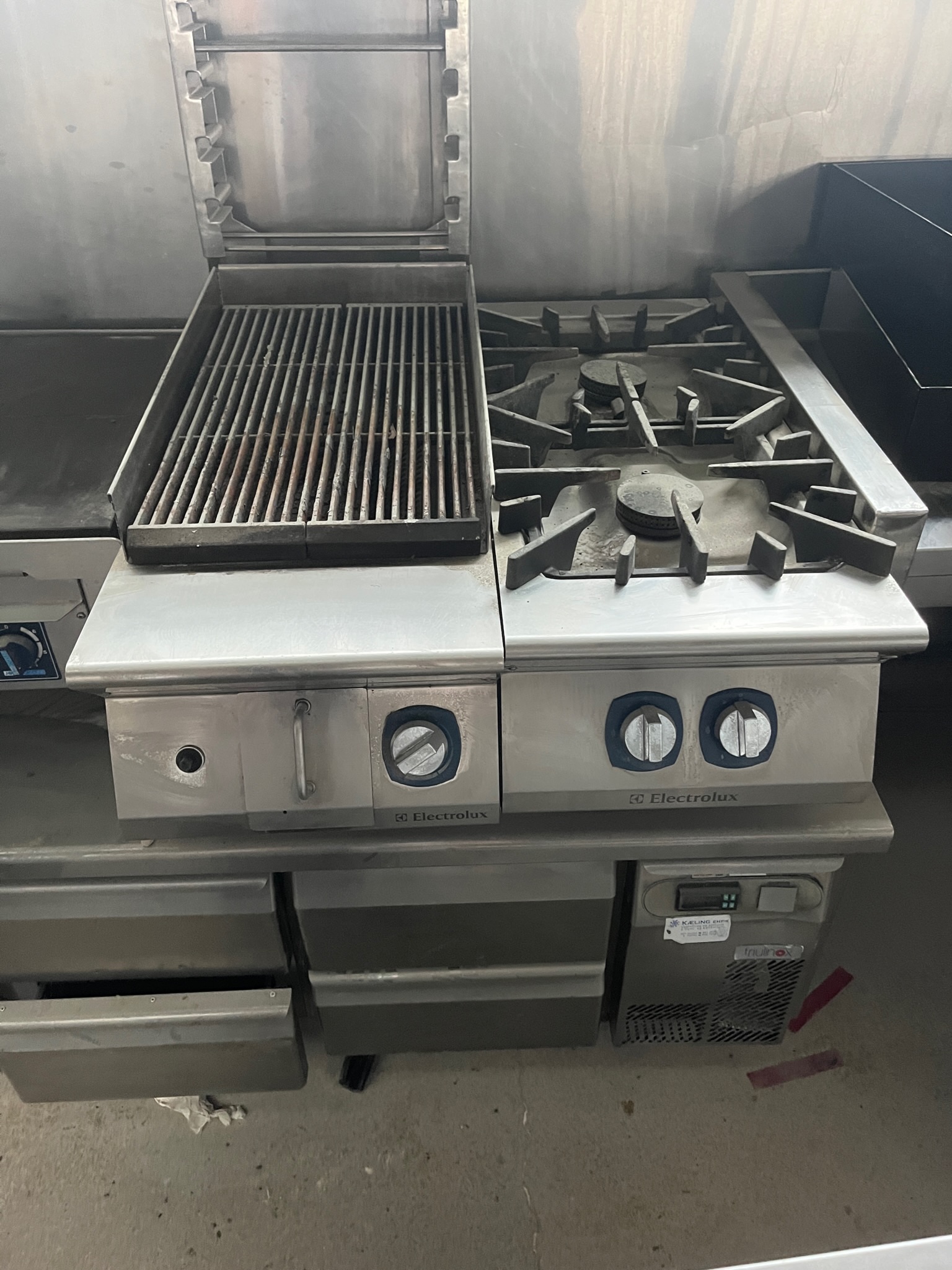 SELT / SOLD Electrolux gaseldavél 4