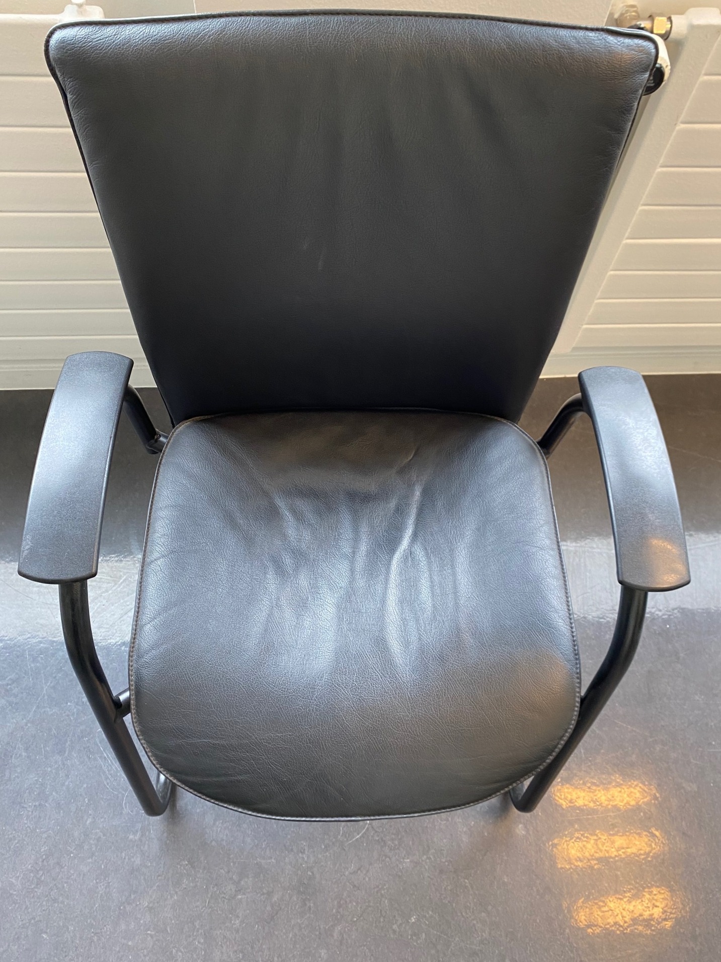 SELT / SOLD Interstuhl leður fundarstólar frá Pennanum 3