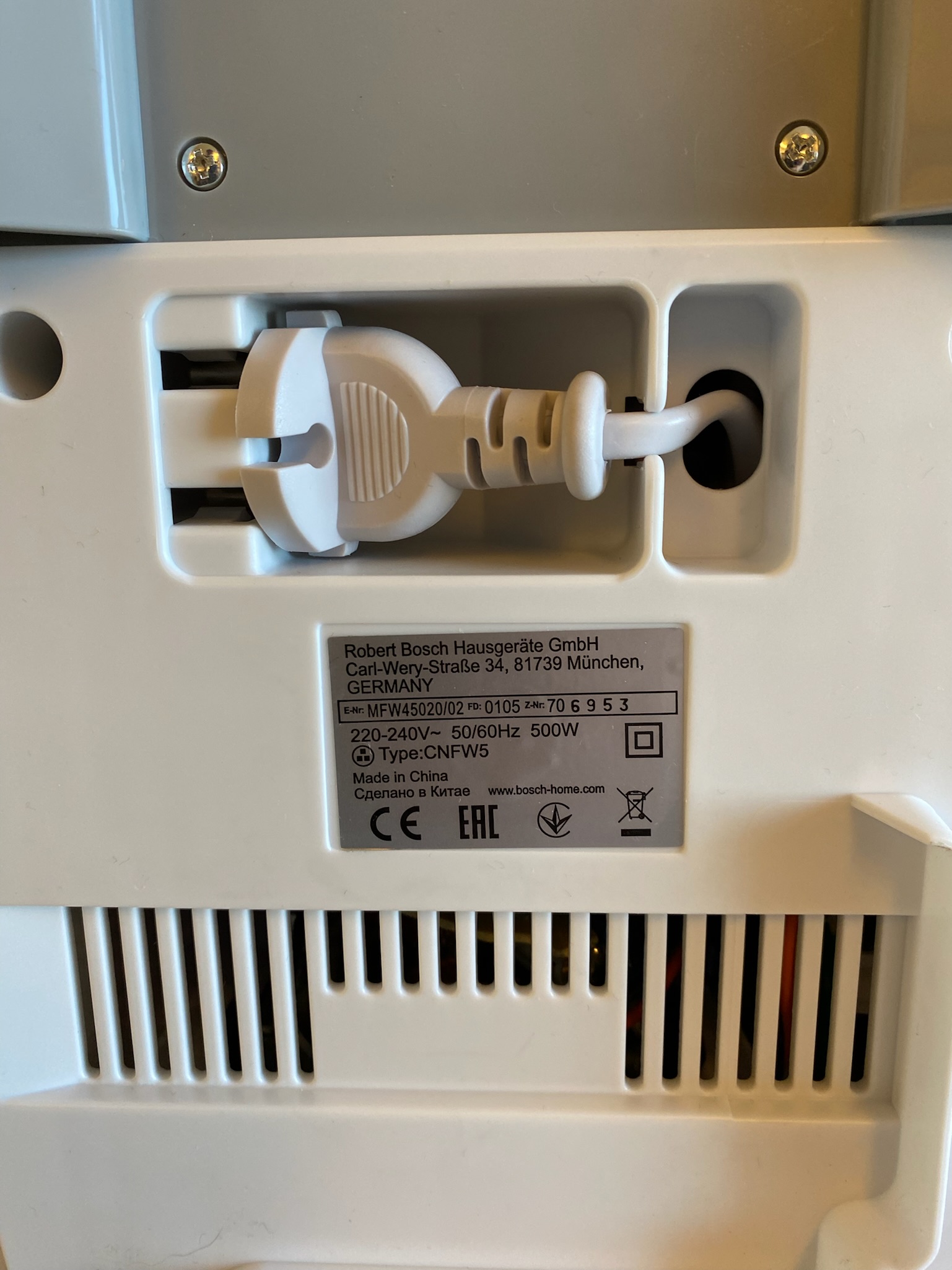 SELT / SOLD Bosch hakkavél 10