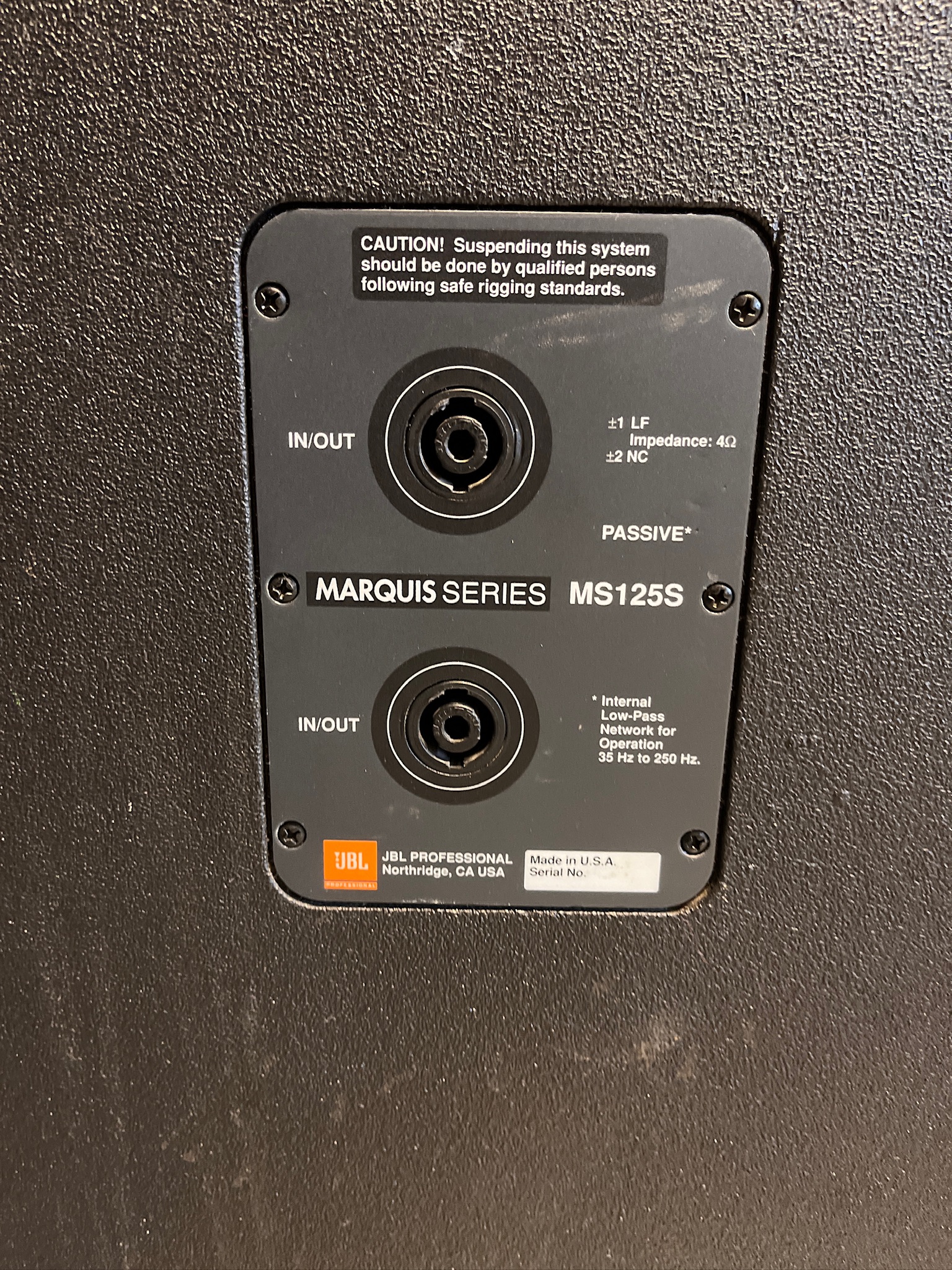 SELT / SOLD JBL hátlarar ásamt EV hátölurum 5