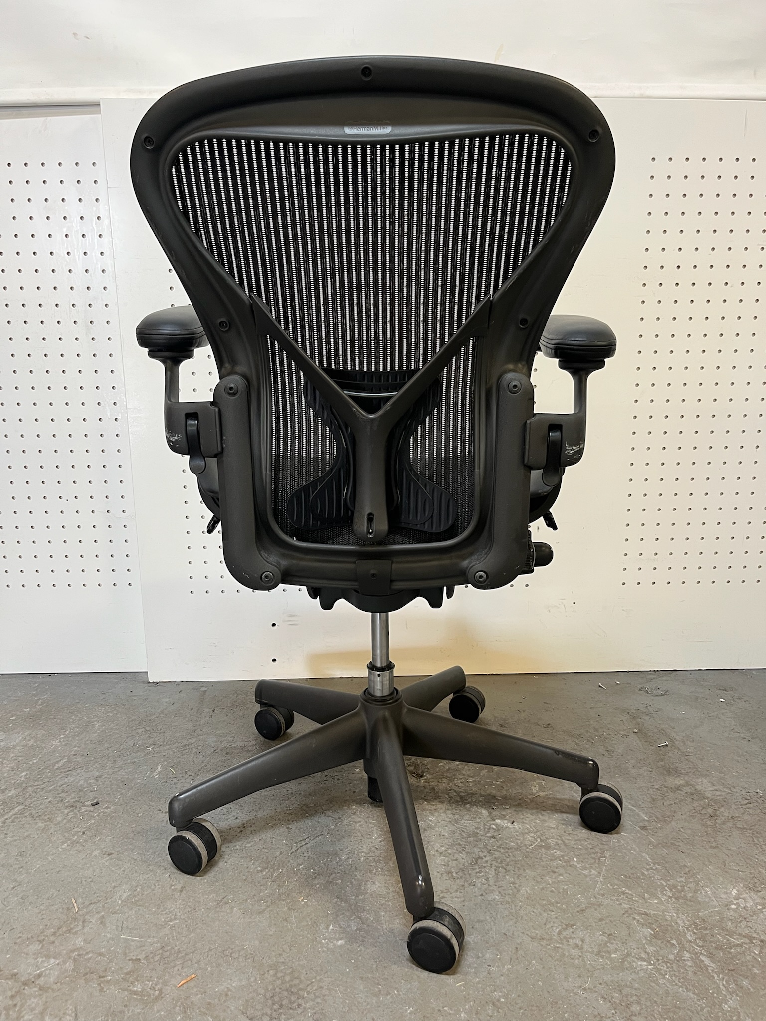 SELT / SOLD Herman Miller Aeron, A stærð 4