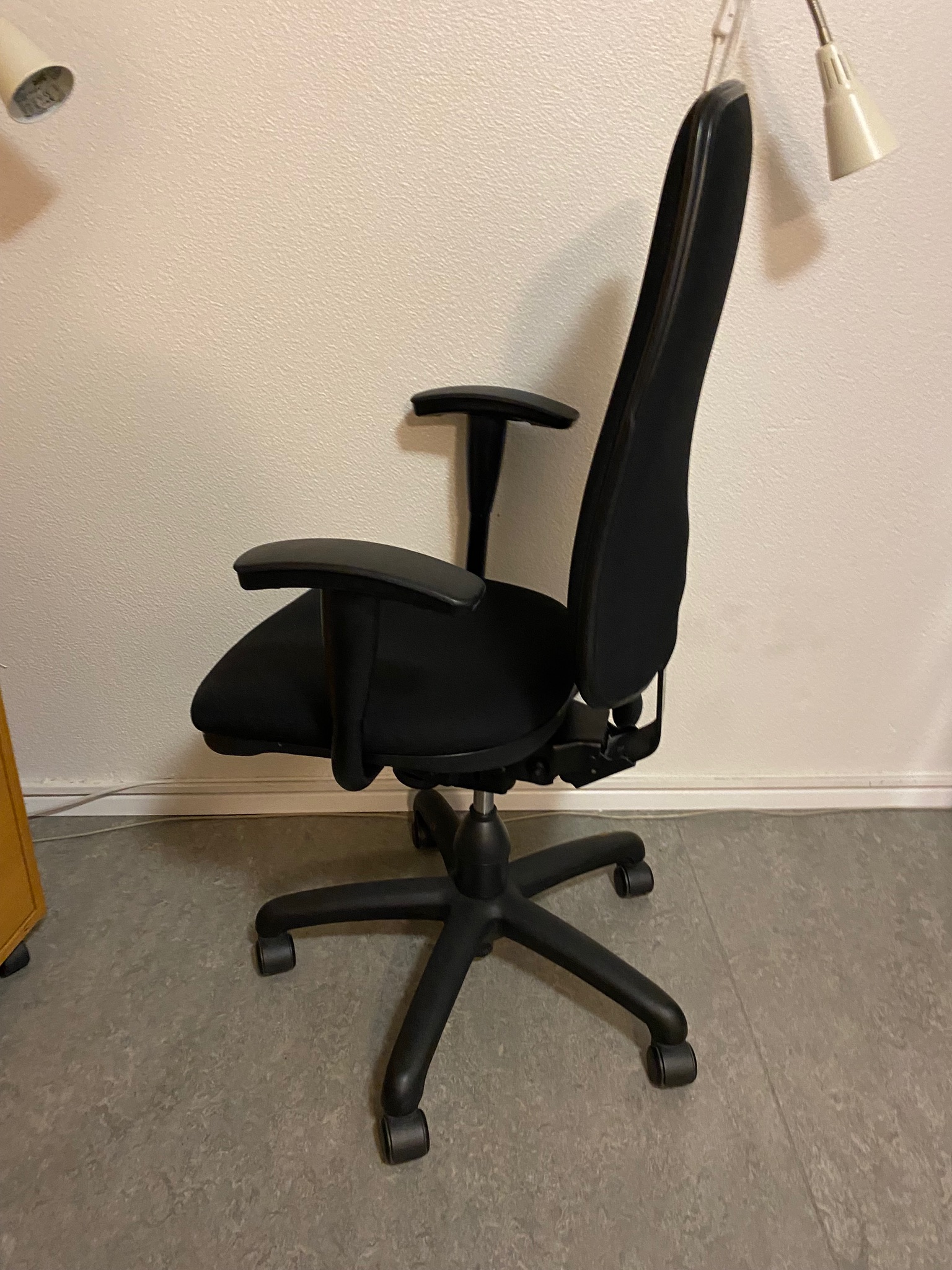 SELT / SOLD Mark 30 skrifborðsstóll frá Á. Guðmundsson 2