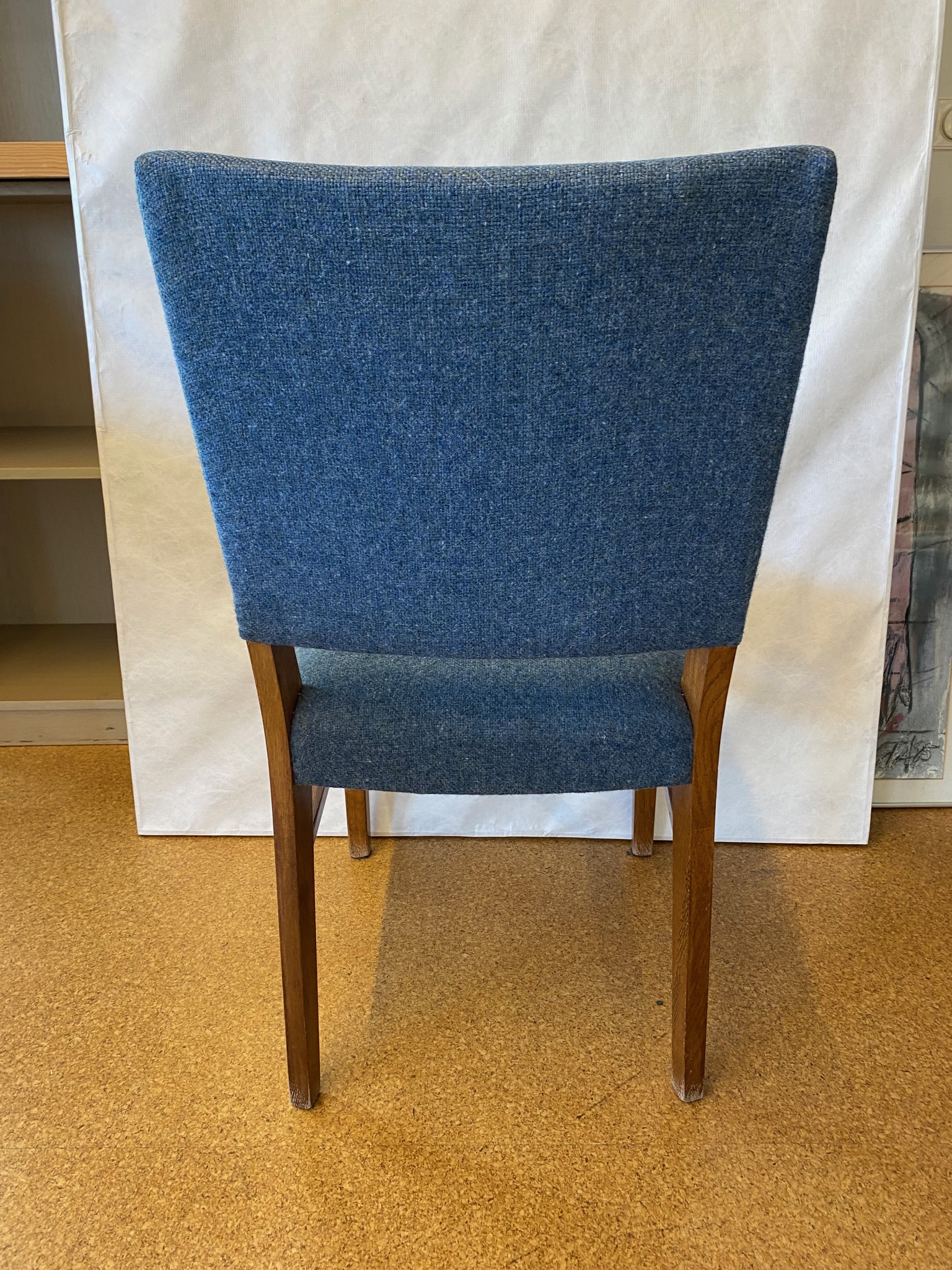 SELT / SOLD Blár taustóll 3