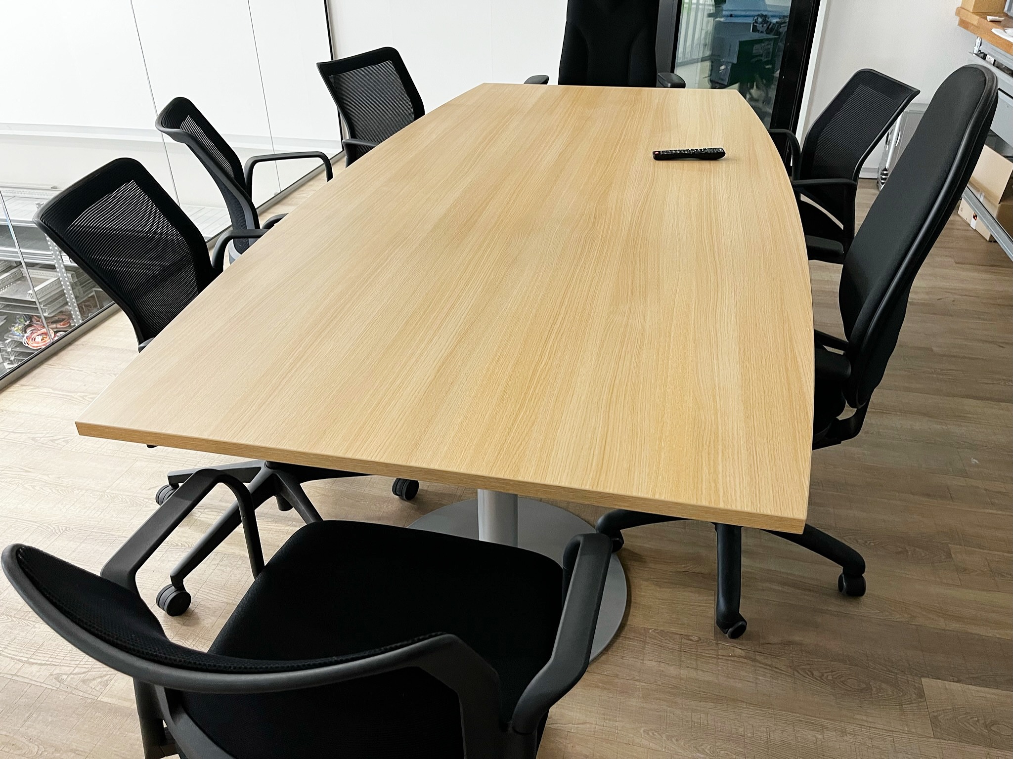 SELT / SOLD Fundarborð - 250 x 120 sm. (6-8 manna)