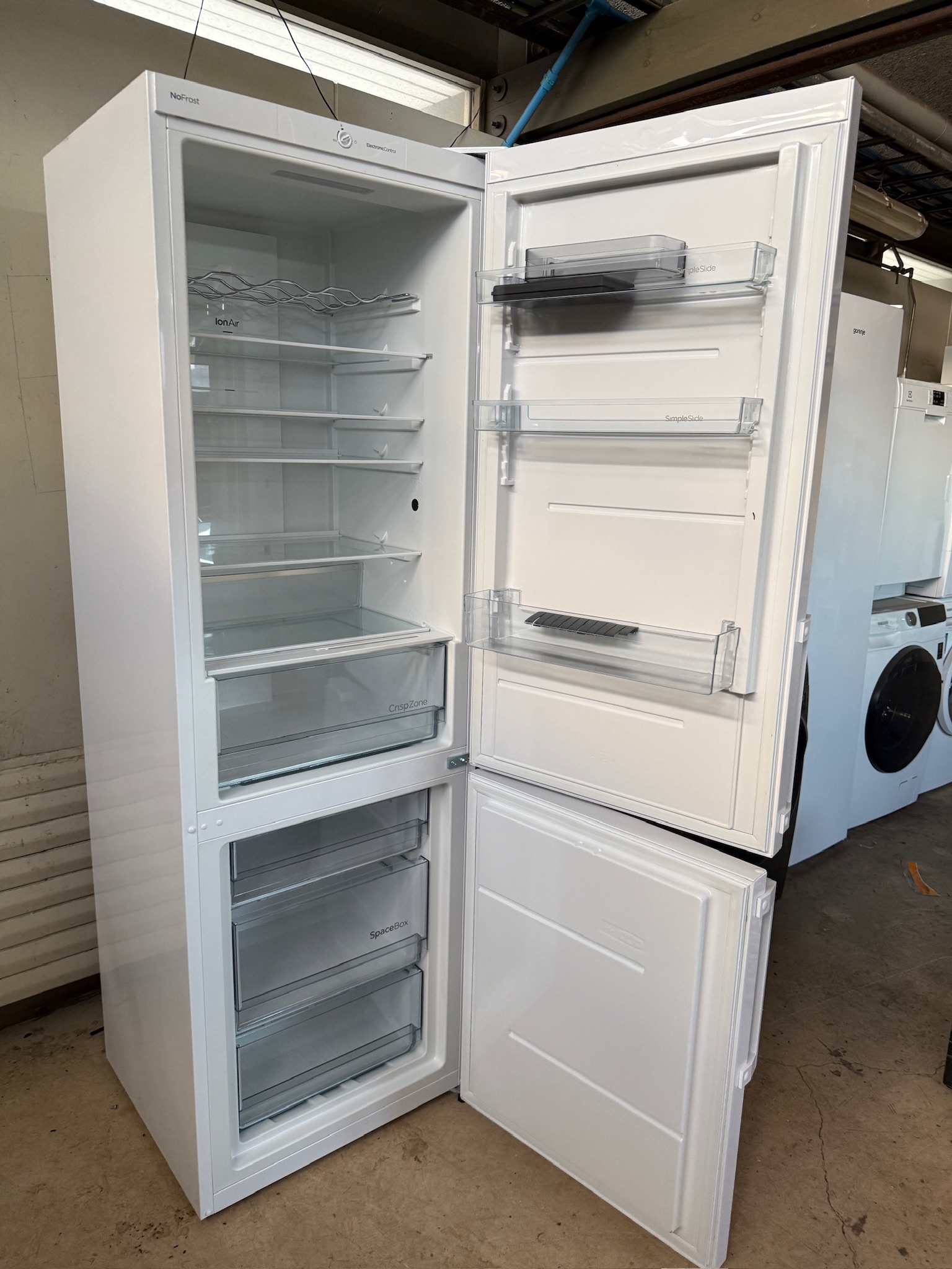SELT / SOLD Gorenje ísskápur með frysti, H185sm. 3