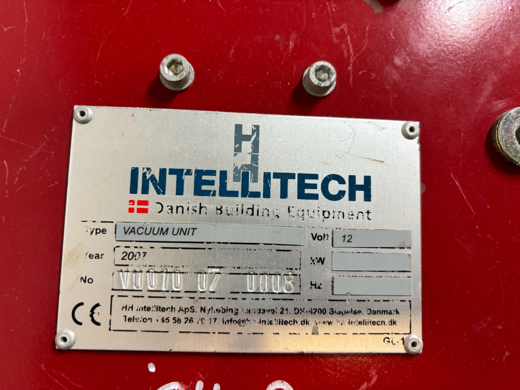 SELT / SOLD Glasslift 250 – Glerlyfta með sogskálum 13