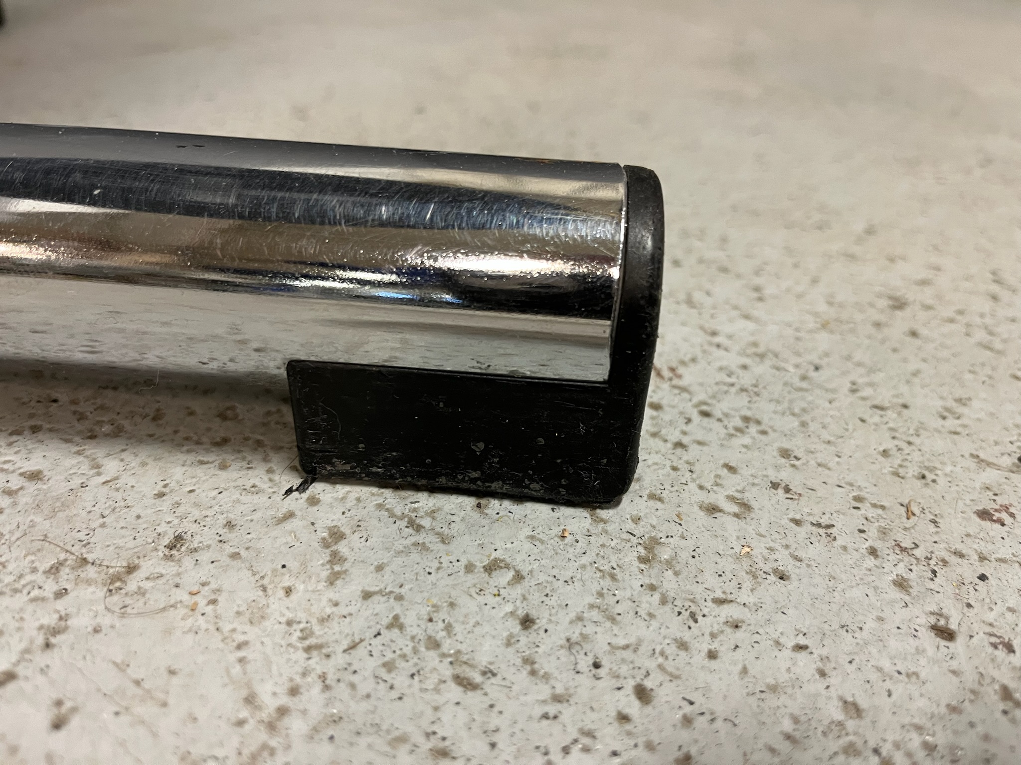 SELT / SOLD Hringborð, Ø70 x H74 sm. 4