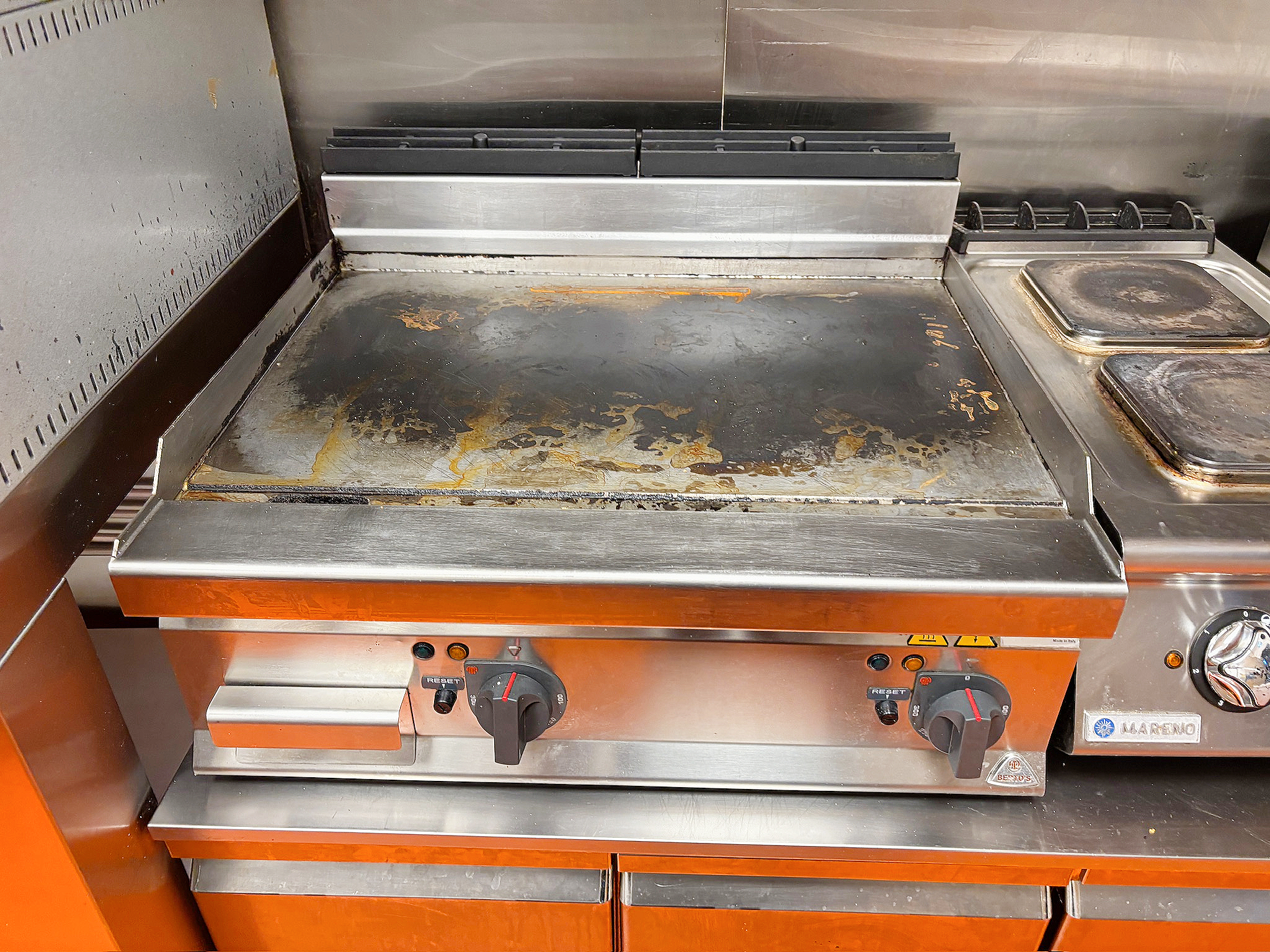 SELT / SOLD Berto's grillpanna flatpanna
