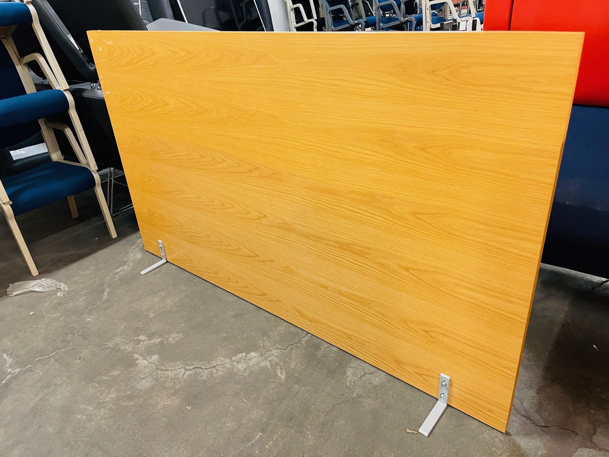SELT / SOLD Viðarskilrúm H115 x B200 sm frístandandi 3