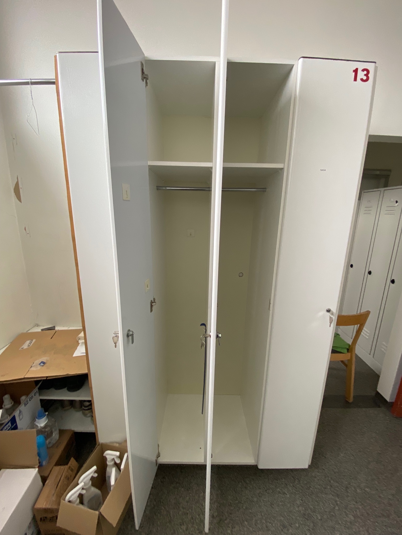 SELT / SOLD Starfsmannaskápar - 15 hólf 4