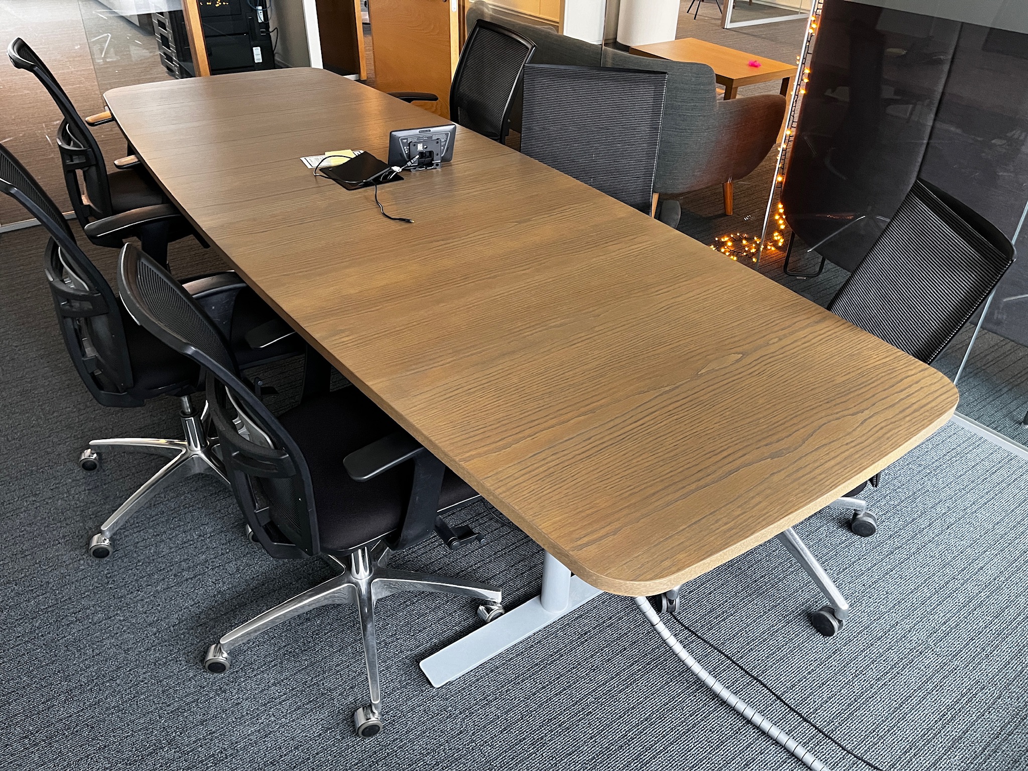 SELT / SOLD Fundarborð með tengladokku, 8-10 manna, L290 x B100 x H73 sm.
