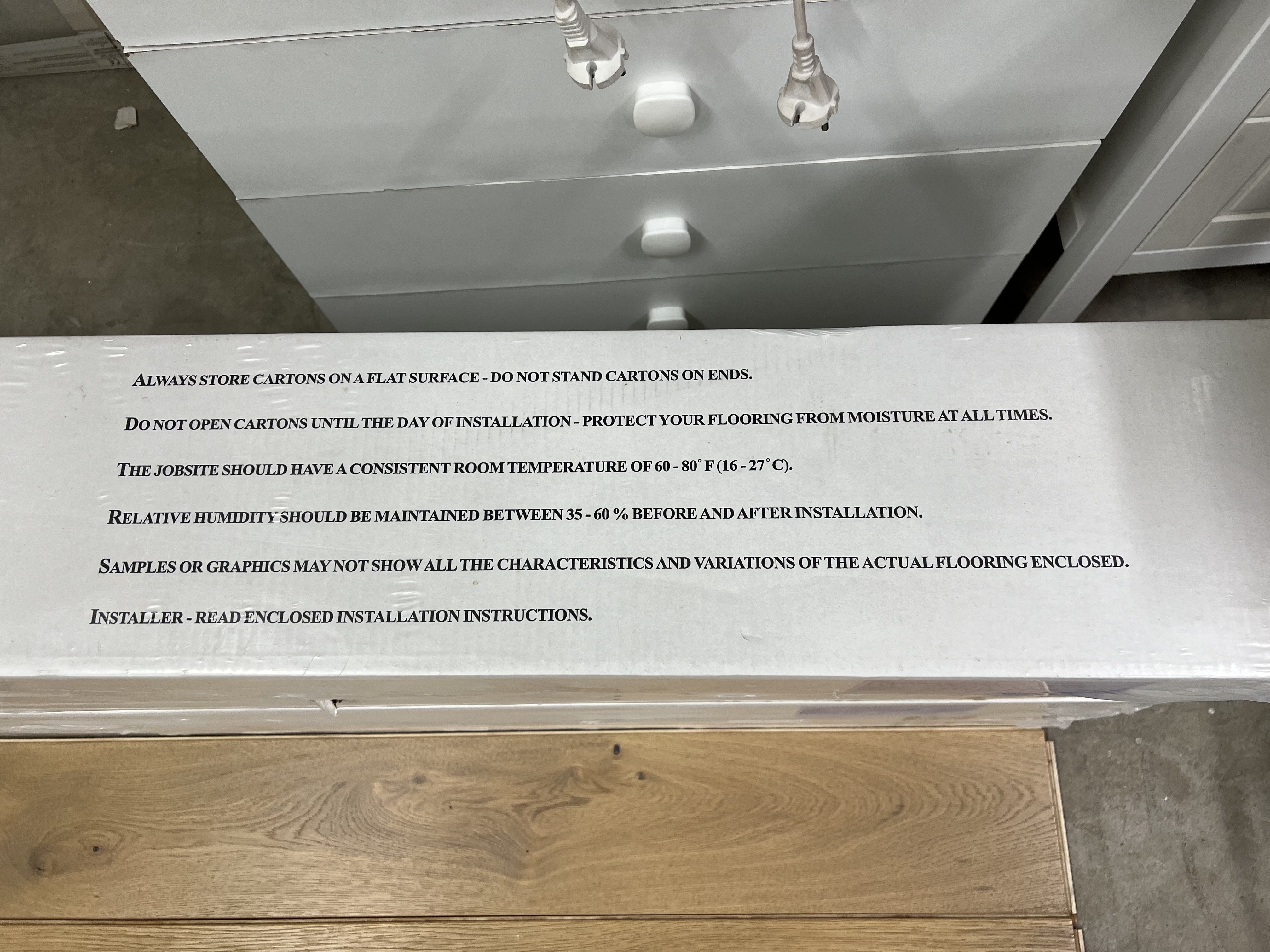 SELT / SOLD Versini viðarparket úr reyktri eik Brownstone, 14 fm. 4