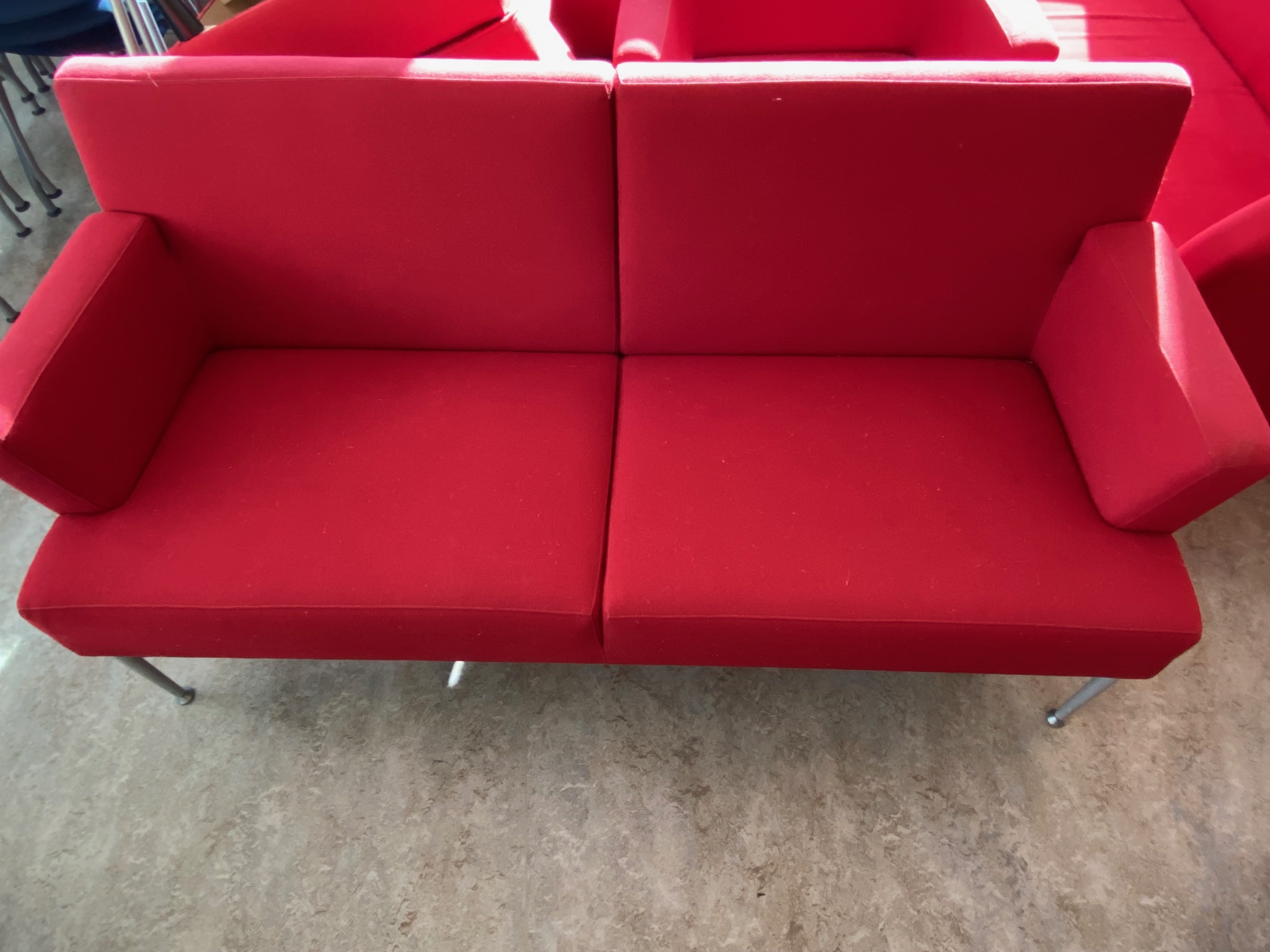 SELT / SOLD Kinnarps stóll - rauður 10