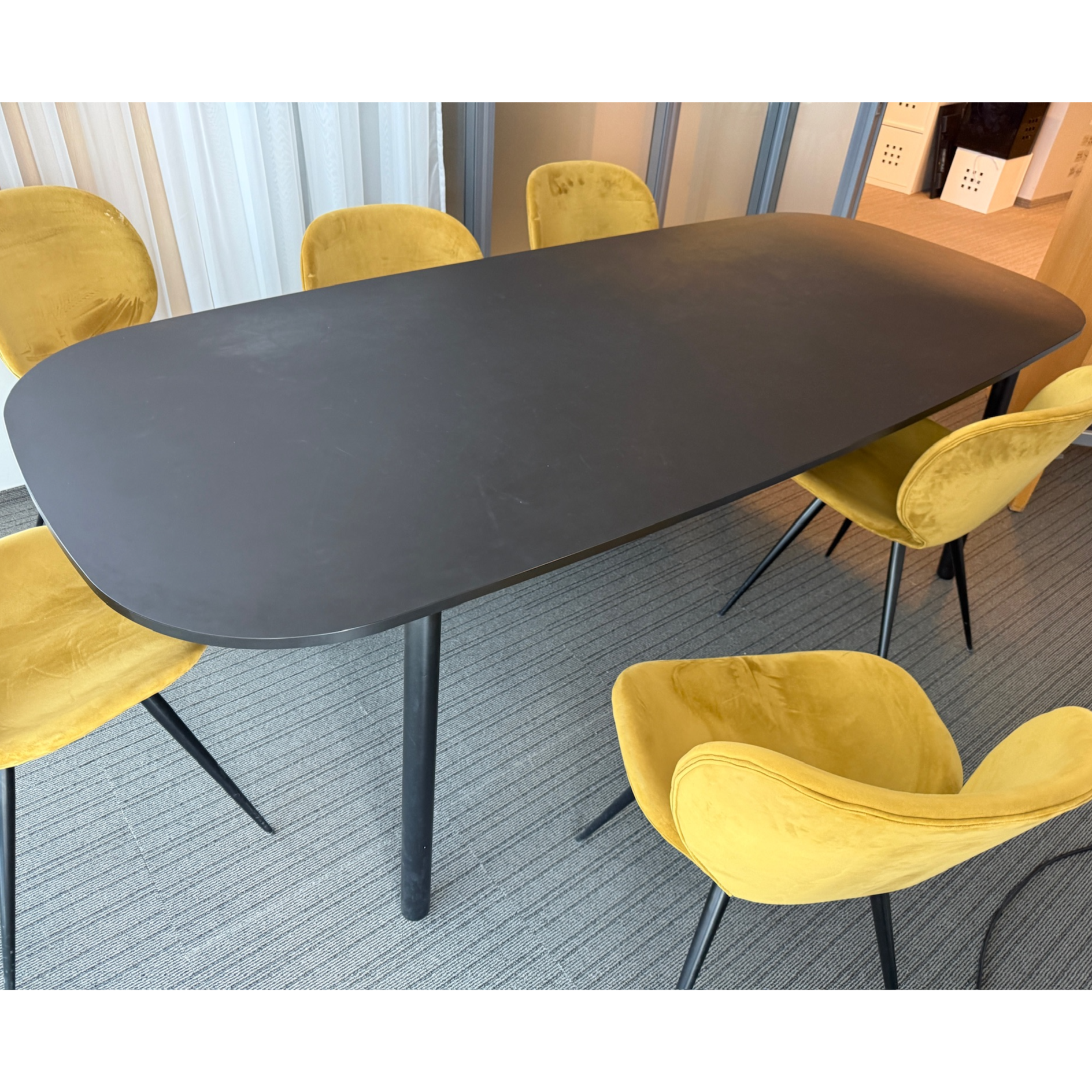 SELT / SOLD IKEA borðstofuborð, L240xB105sm.