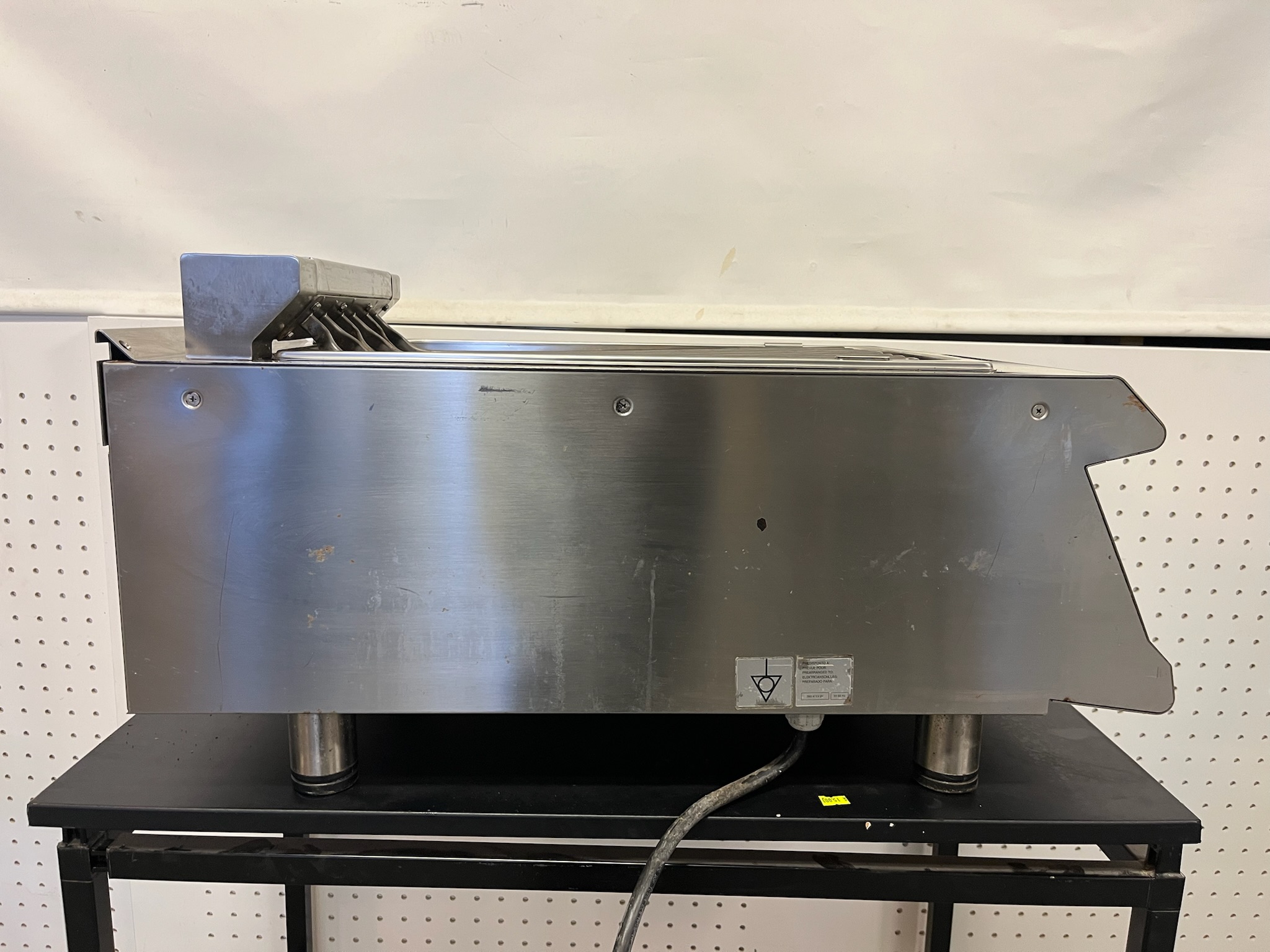 SELT / SOLD Mareno rafmagns grill frá BVT 5