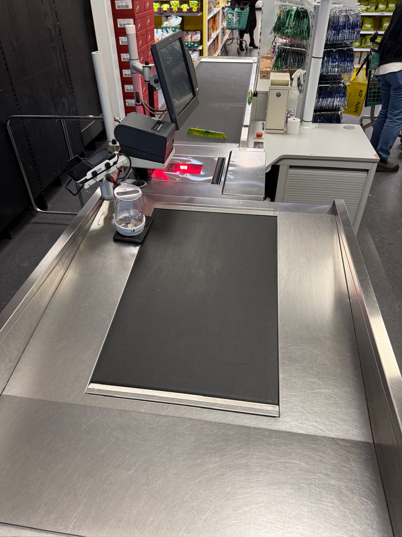 SELT / SOLD Afgreiðslufæribandaborð - ITAB Shop Concept 5