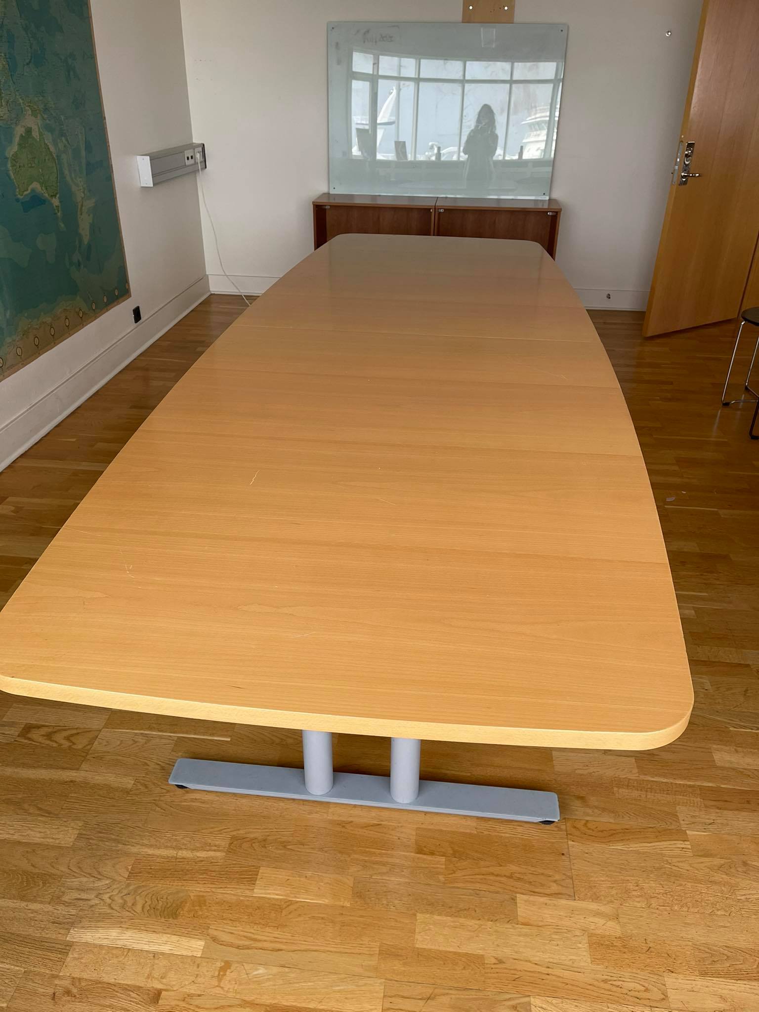Selt/Endurnýtt-Fundarborð 10 manna 340x110sm