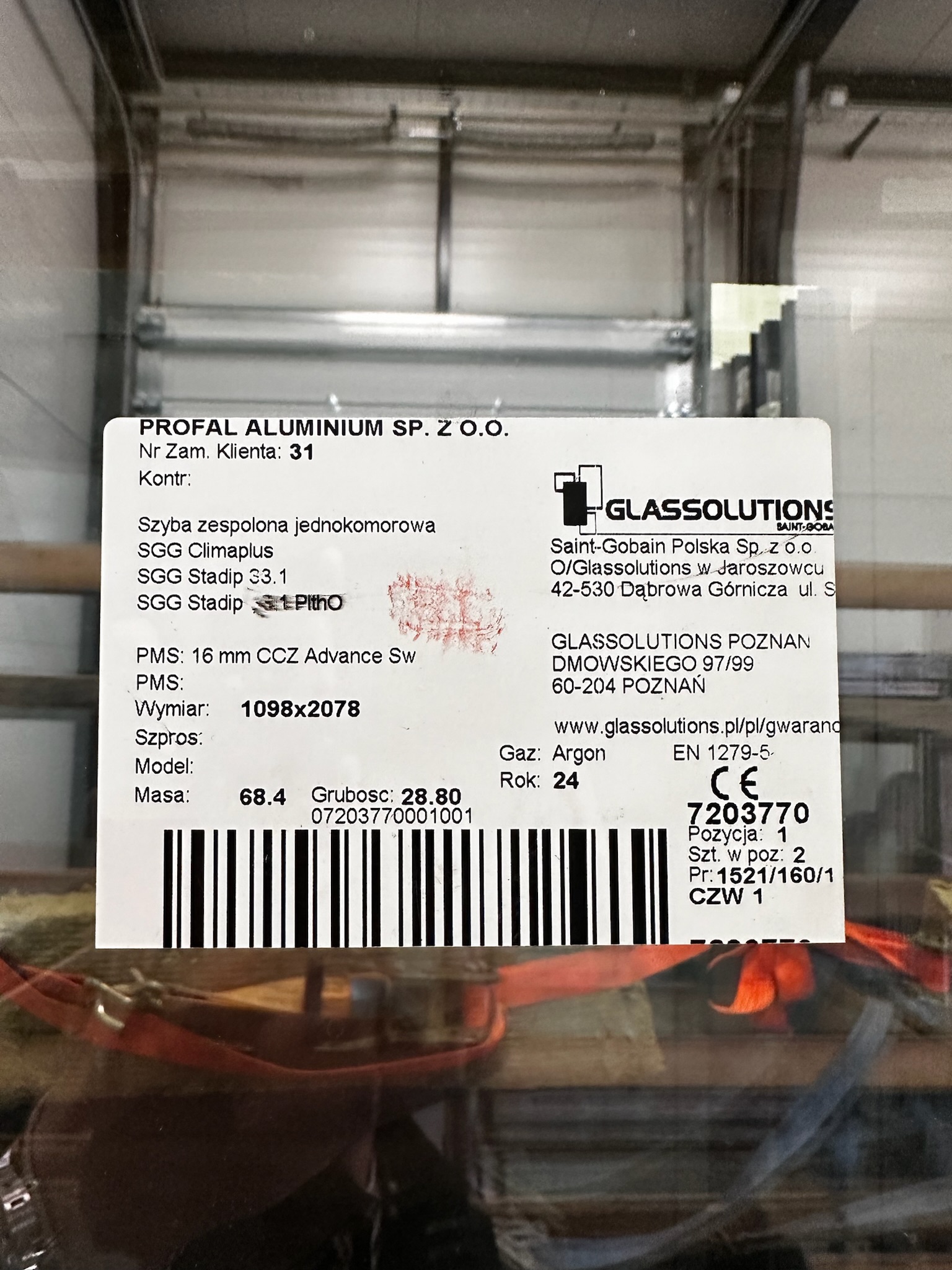 SELT / SOLD Ný glerhurð - útihurð í álramma, H230 x B136 x Þykkt 8 sm. 9