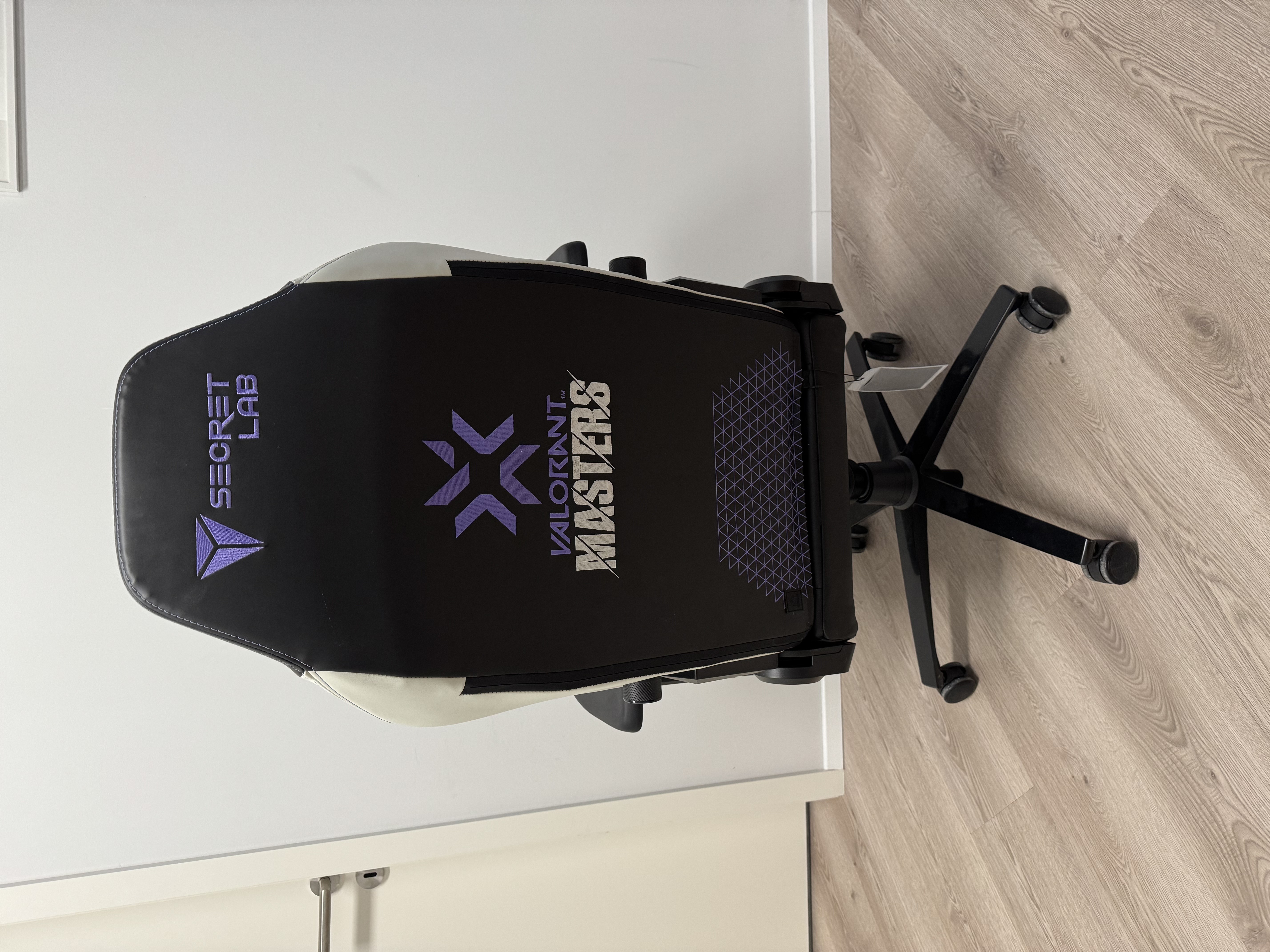 SELT / SOLD Secretlab 2022 Valorant Champions Tour Edition leikjastóll 2