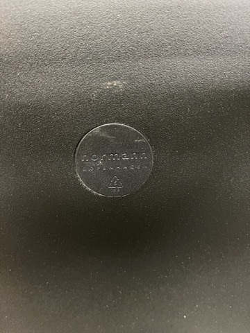 SELT / SOLD Normann Copenhagen barstóll frá Epal, H65sm. 4