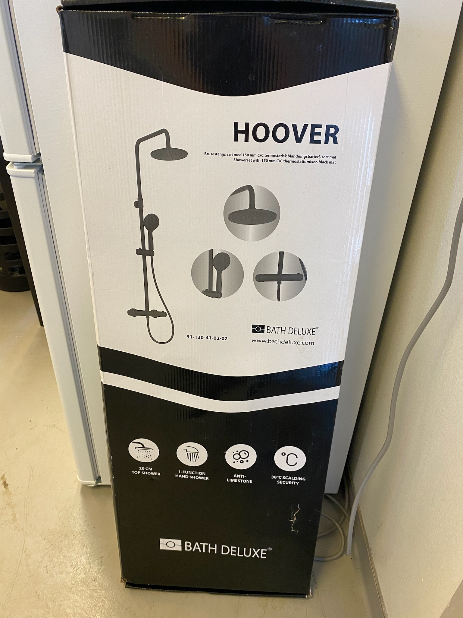 SELT / SOLD Sturtusett Camargue Hoover matt svart með blöndunartæki (ónotað)