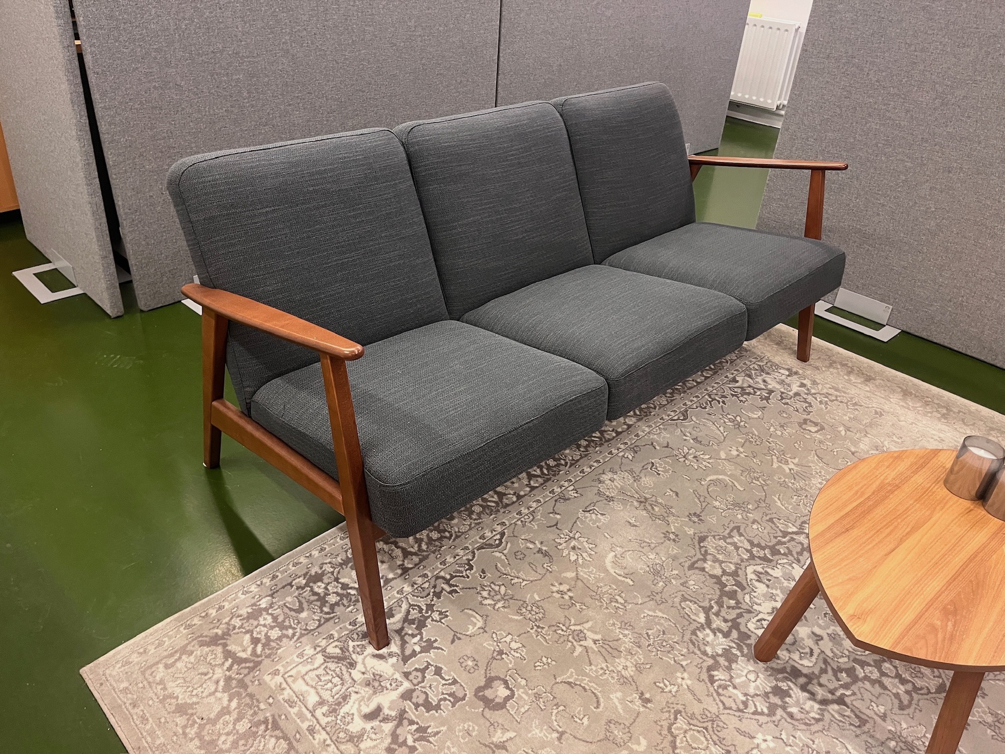SELT / SOLD EKENÄSET sófi frá IKEA, B173 D64 x H70 sm.